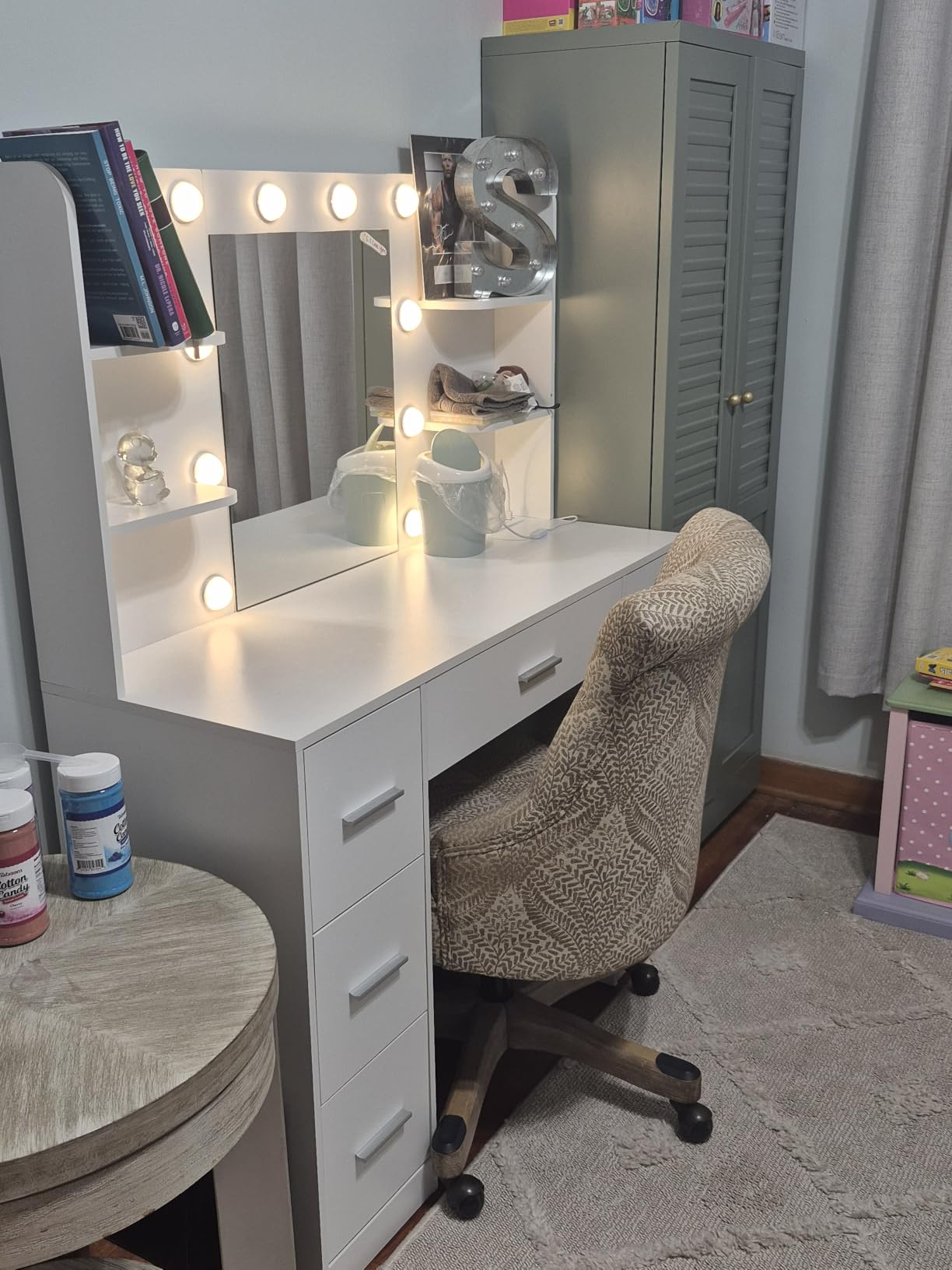 YESHOMY Vanity Desk with Mirror, Outlet, 10 Lights & 7 Drawers,Pure White customer photo 1