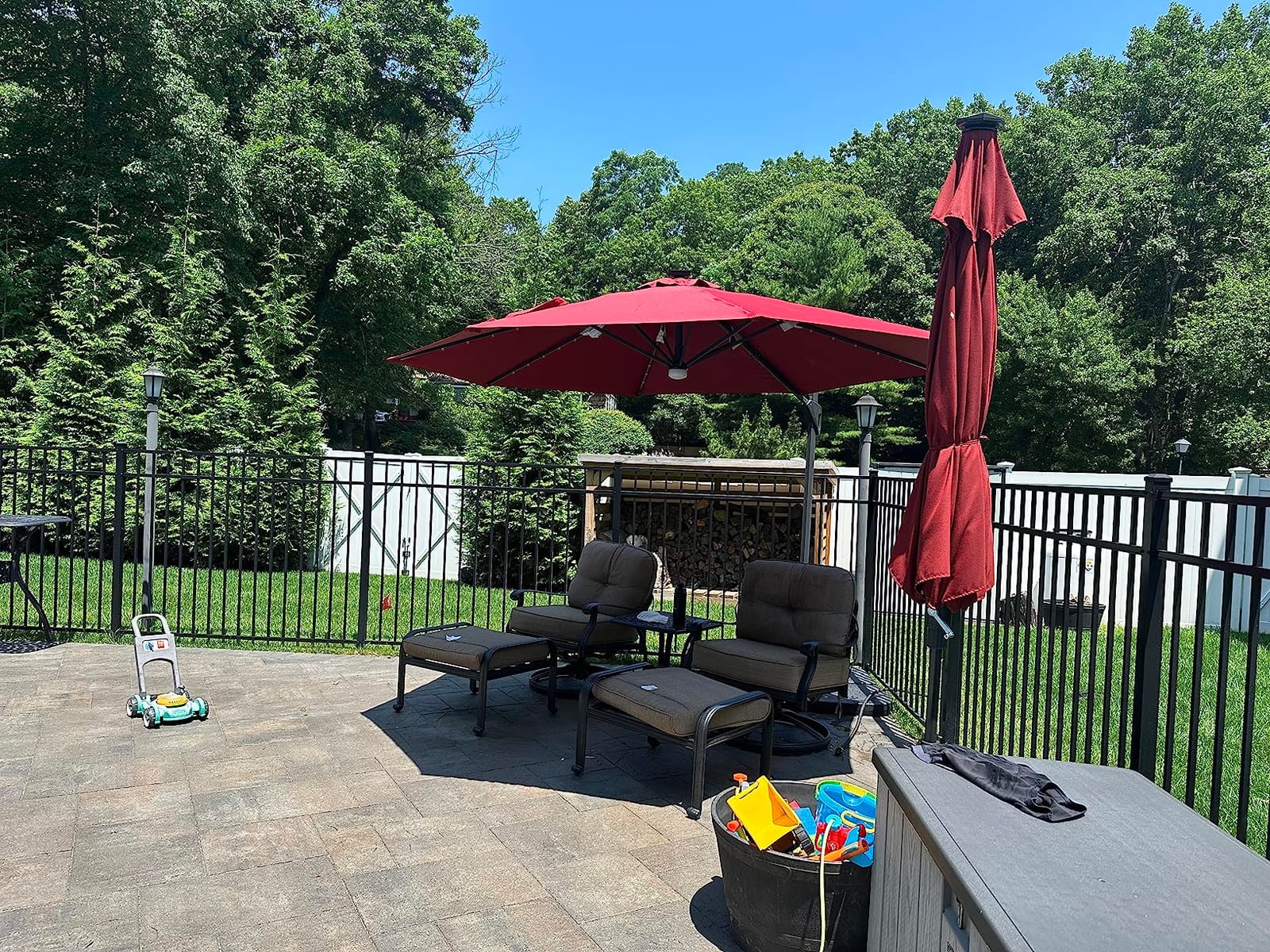 Best Choice Products 10ft Solar LED Cantilever Patio Umbrella, 360-Degree Rotation Hanging Offset Market Outdoor Sun Shade for Backyard, Deck, Poolside w/Lights, Easy Tilt, Cross Base - Seaglass customer photo 2