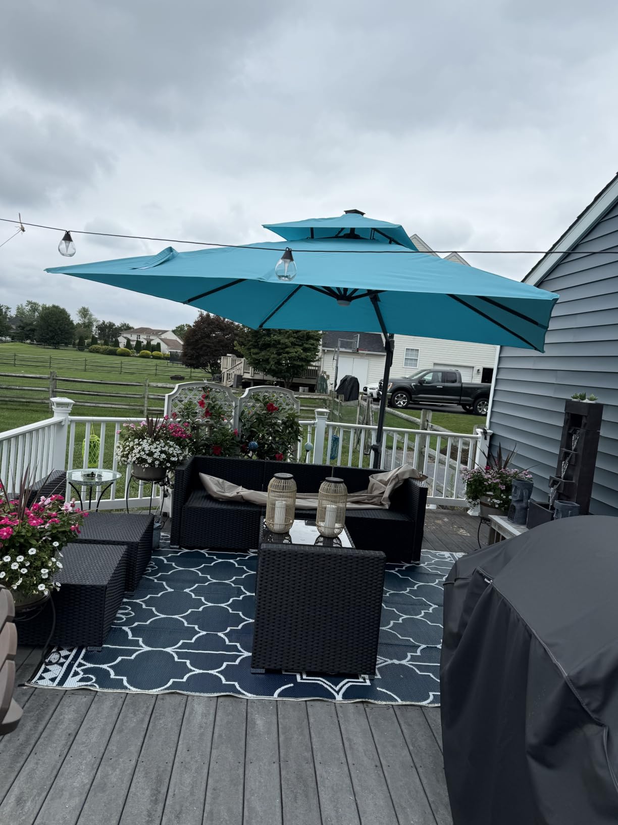 Best Choice Products 10x10ft Cantilever Patio Umbrella w/Base Included, Solar LED Lights 360 Rotation Large Offset Hanging Outdoor Shade for Deck Pool Backyard w/Stand – Green customer photo 1
