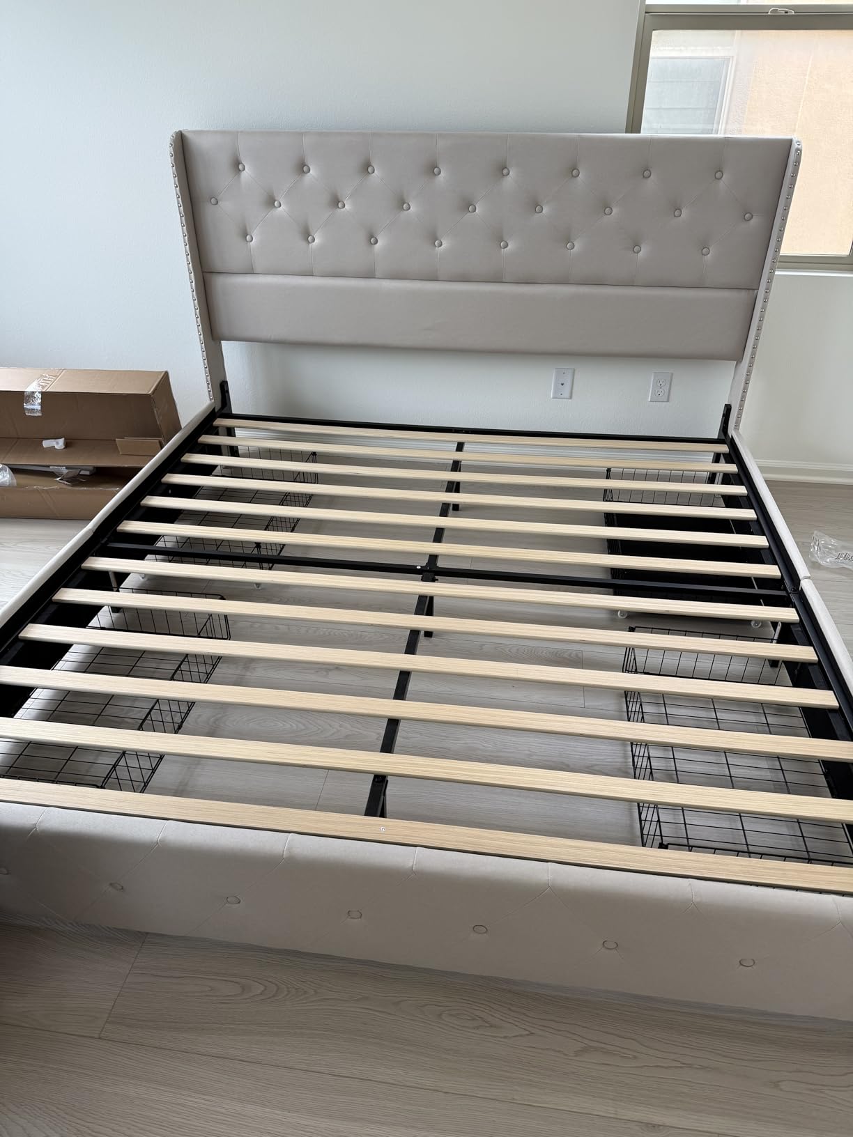 LARMACE King Size Bed Frame with 4 Storage Drawers and 47.2