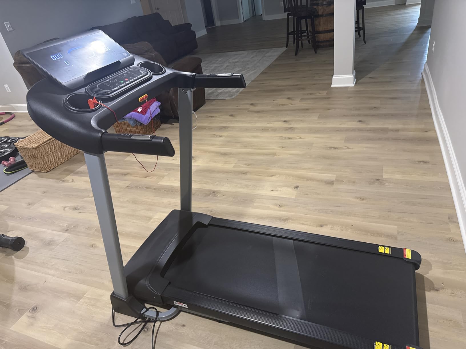 HUAGEED Treadmills for Home, Heavy Duty Treadmill, 400LBS Capacity customer photo 1