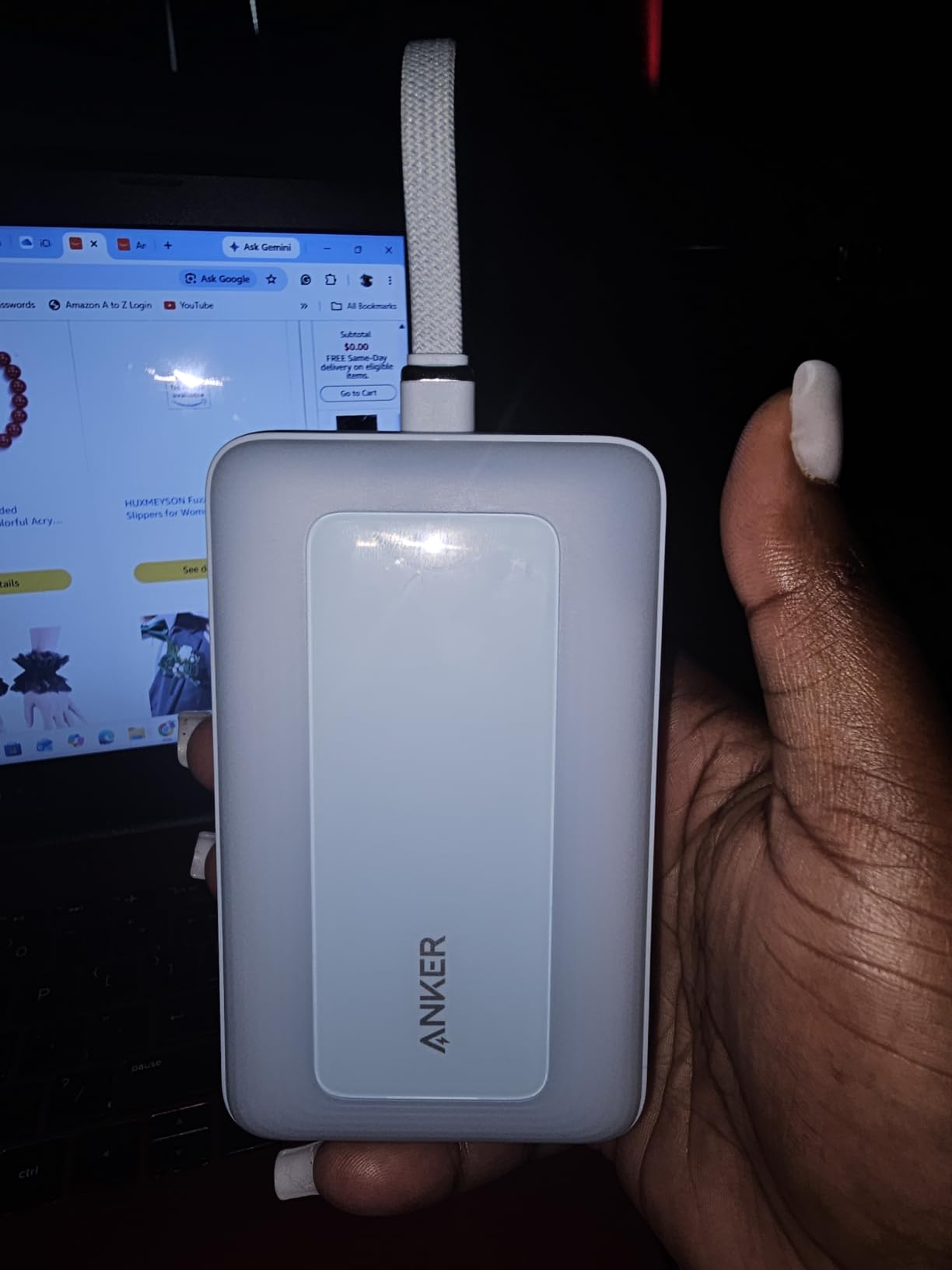 Anker Zolo Power Bank,20,000mAh 30W Portable Charger with Built-in USB-C | High-Speed Charging for iPhone 17 / 16 / 15 Series, Galaxy, and More customer photo 2