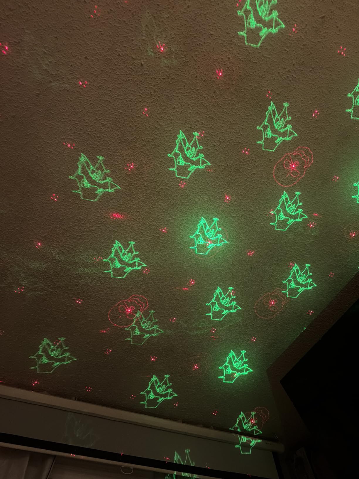Outdoor Laser Projector Lights, RGB Firefly Light Show for Backyard Parties & Gatherings, IP65 Waterproof, 270° Adjustable, 10 Color Modes + 3 Changeable Holiday Cards(Halloween/Snowflake/Christmas) customer photo 2