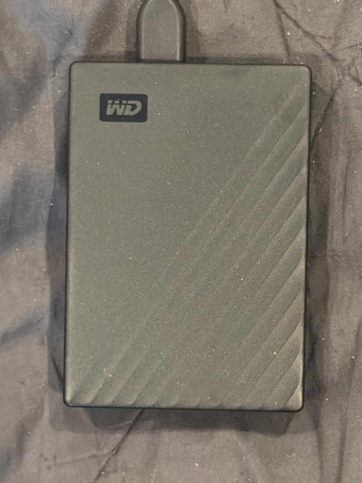 WD 6TB My Passport, Portable External Hard Drive, Black, Backup Software with Defense Against ransomware, and Password Protection, USB 3.1/USB 3.0 Compatible - WDBR9S0060BBK-WESN customer photo 2