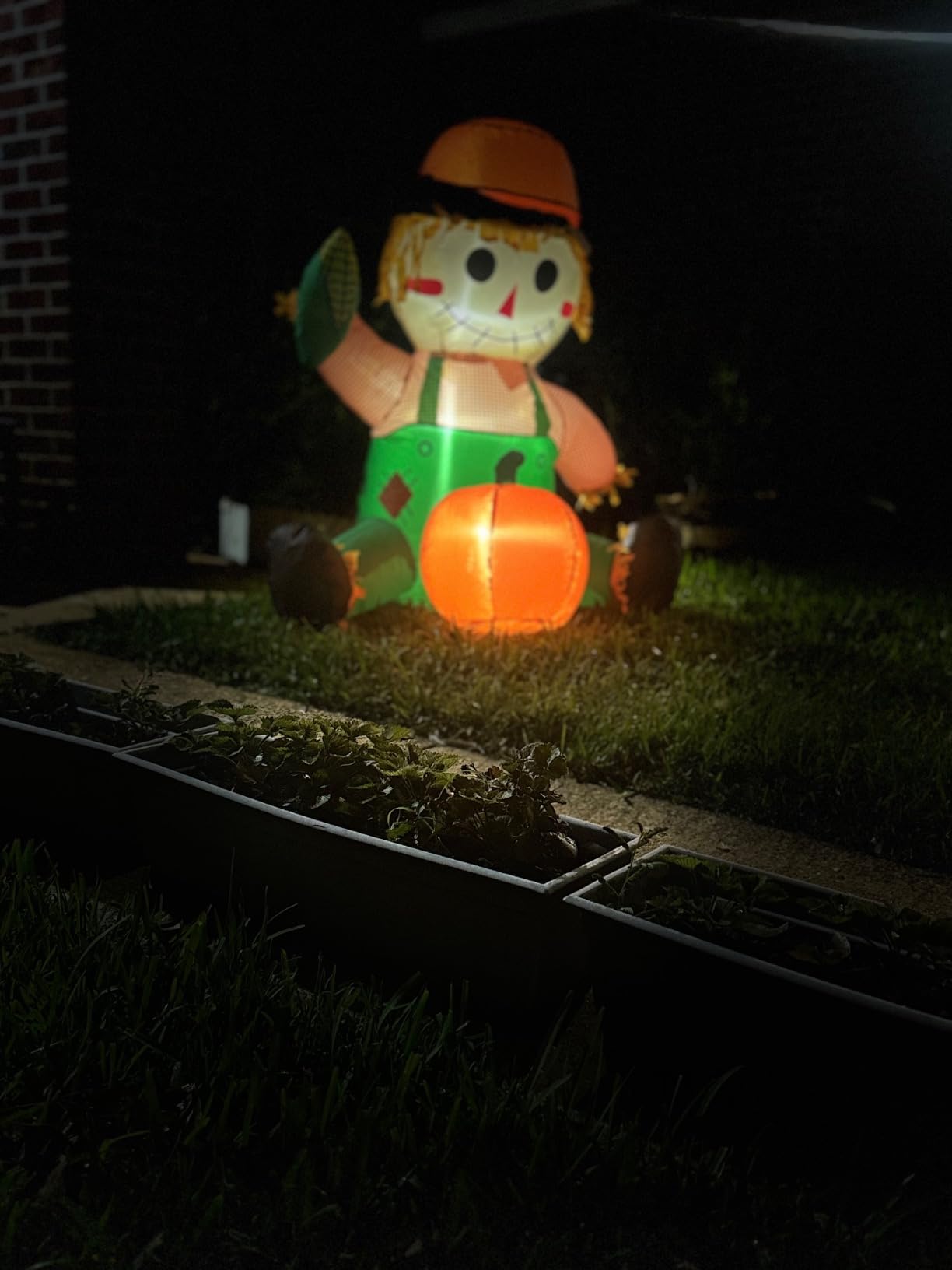 3.5FT Fall Thanksgiving Inflatables Outdoor Decorations with Built-in LEDs | Inflatable Scarecrow Hold Corn Fall Blow Up Yard Decorations Autumn Harvest Thanksgiving Decor Outdoor Garden Lawn outside customer photo 1