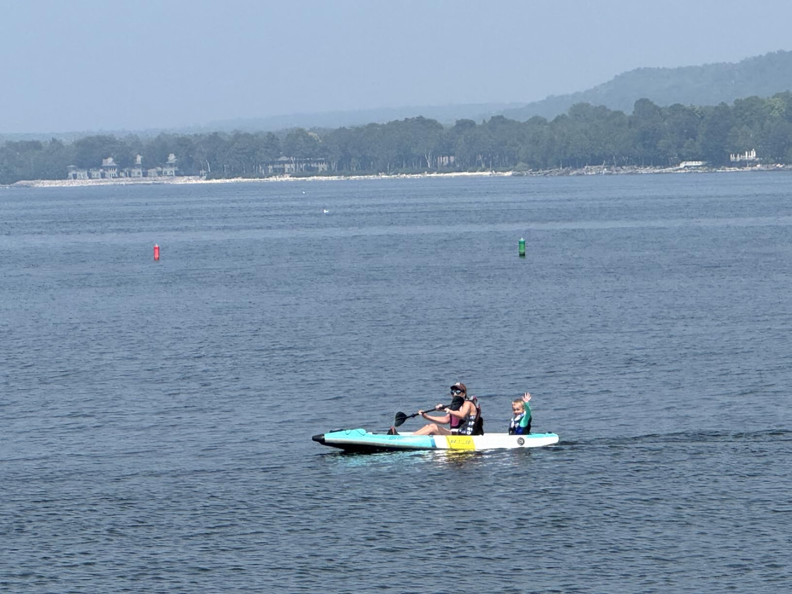 Sea Eagle EZLITE 10 Ultralight, All Woven, Drop Stitch, Rigid, High Performance, Easy Setup, 10' Solo Inflatable Kayak w/Backpack, Seat Paddle and Adjustable Footrests customer photo 2