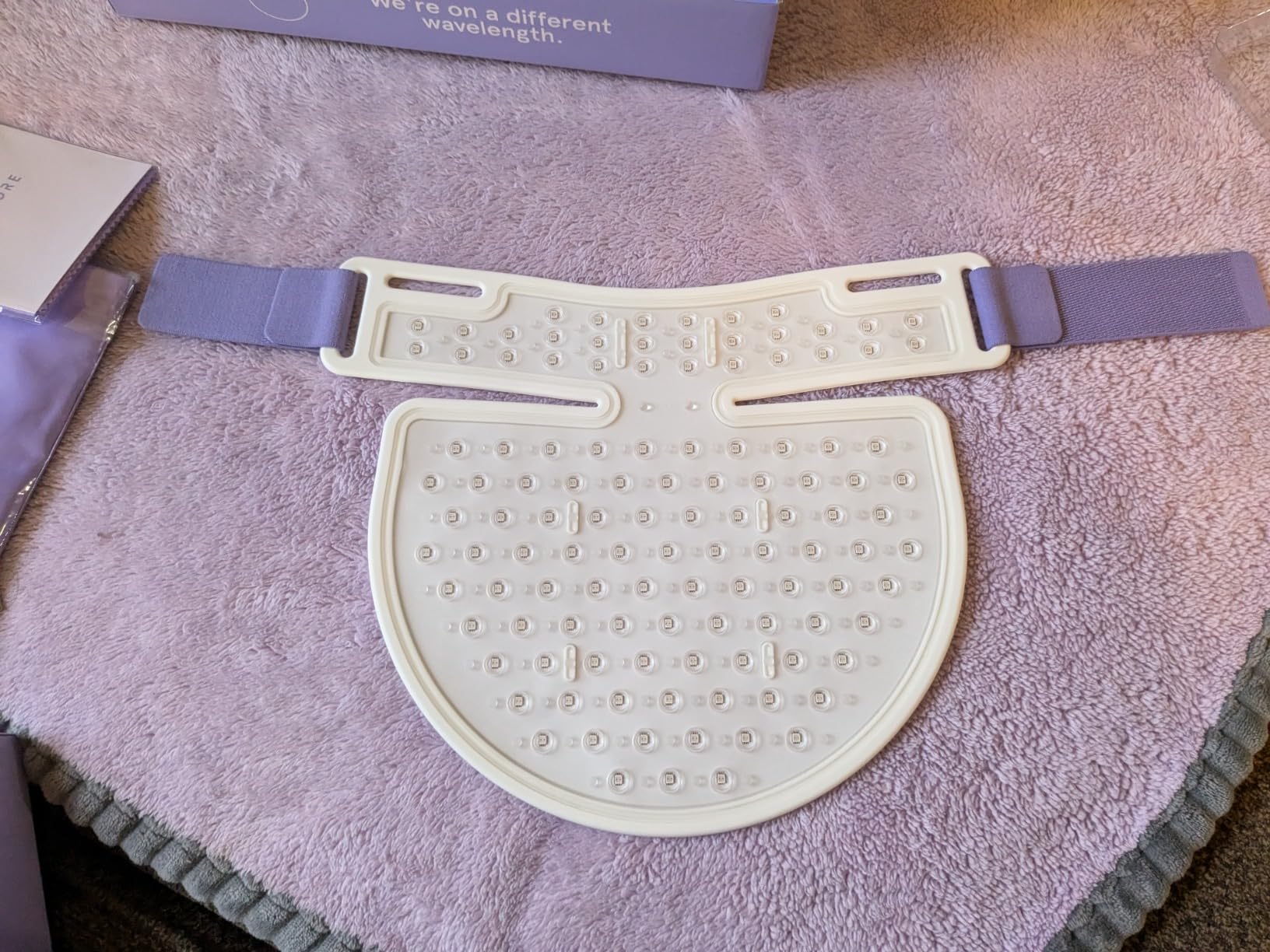 iRestore Illumina LED Neck & Chest Anti Aging Mask - for Smoother, Firmer and Glowing Skin at Home - Red and Infrared Light Therapy for Neck - Red Light Skincare Device with 230 LEDs (White) customer photo 1