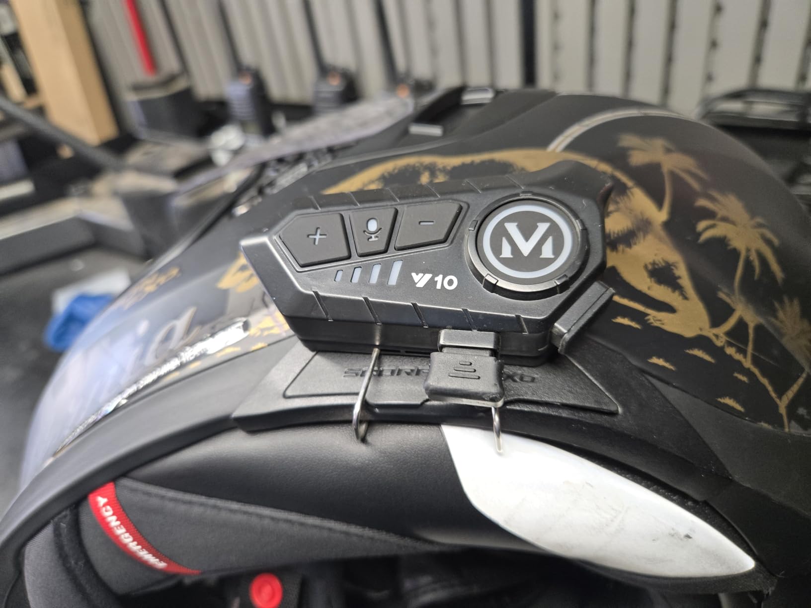 Y10 Motorcycle Helmet Bluetooth Headset, Bluetooth 5.3 Headphone, Smart Noise Reduction, HiFi Level Sound Quality, IPX6 Waterproof, 2 Different Types of Mic, Compatible with All Helmets customer photo 2