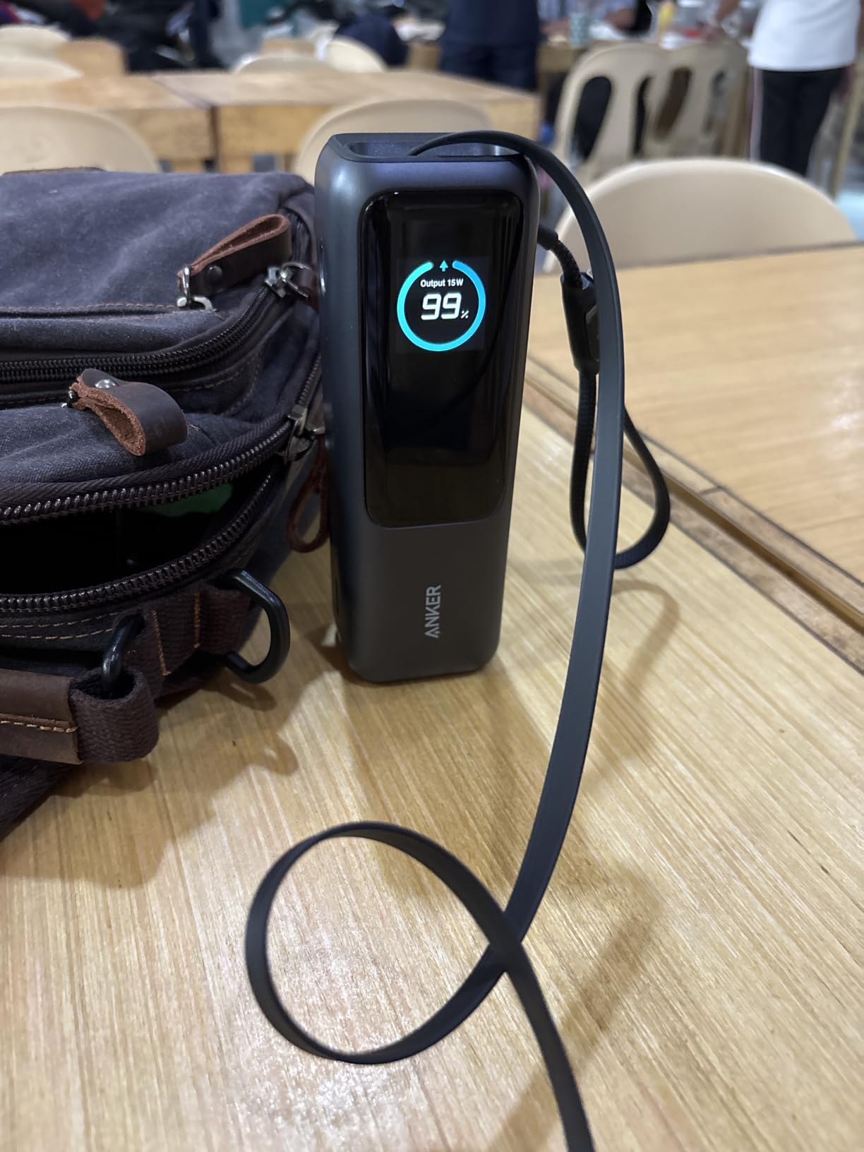 Anker Laptop Power Bank, 25,000mAh Travel Essential with 165W Total Output | 3 USB-C Ports with 100W Max Each, Built-In Retractable Cables, Flight-Ready, for iPhone 17 Series ,MacBook, and More customer photo 1