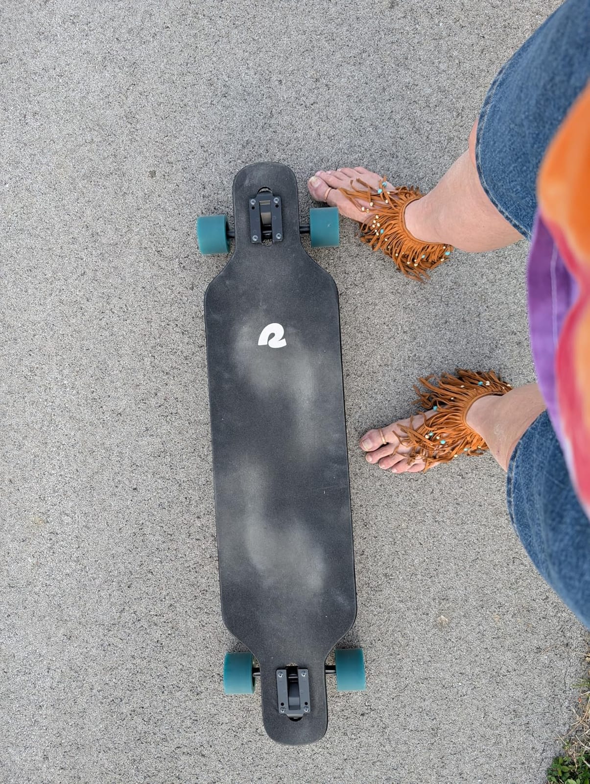 Retrospec Rift Drop-Through Longboard Skateboard Complete Canadian Maple Wood Cruiser w/Drop-Through Trucks for Commuting, Cruising, Carving & Downhill Riding customer photo 1