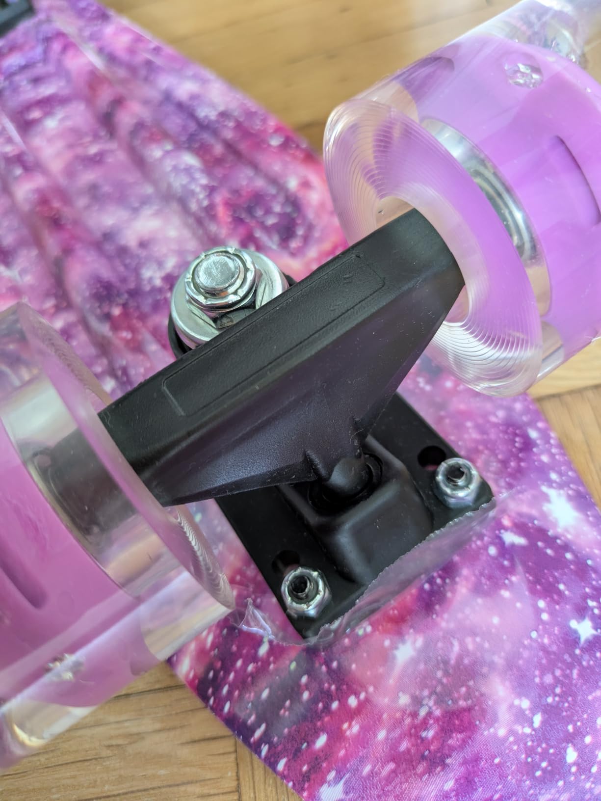 Nattork Skateboards 22 Inch Mini Cruiser Skateboard Complete Retro Skate Boards with Colorful Light Up Wheels for Kids Girls Boys Beginners customer photo 1