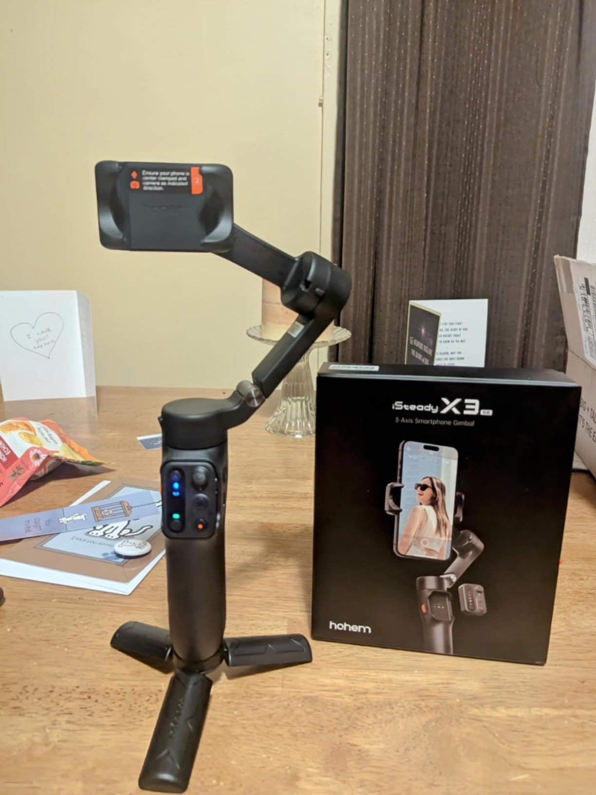 hohem iSteady X3 SE 3-Axis Gimbal Stabilizer for iPhone & Android, Black, Detachable Remote, iSteady 8.0, Foldable 0.79lb Design, Hohem Joy App, 11H Battery, 0.66lb Payload for Vlogs customer photo 2