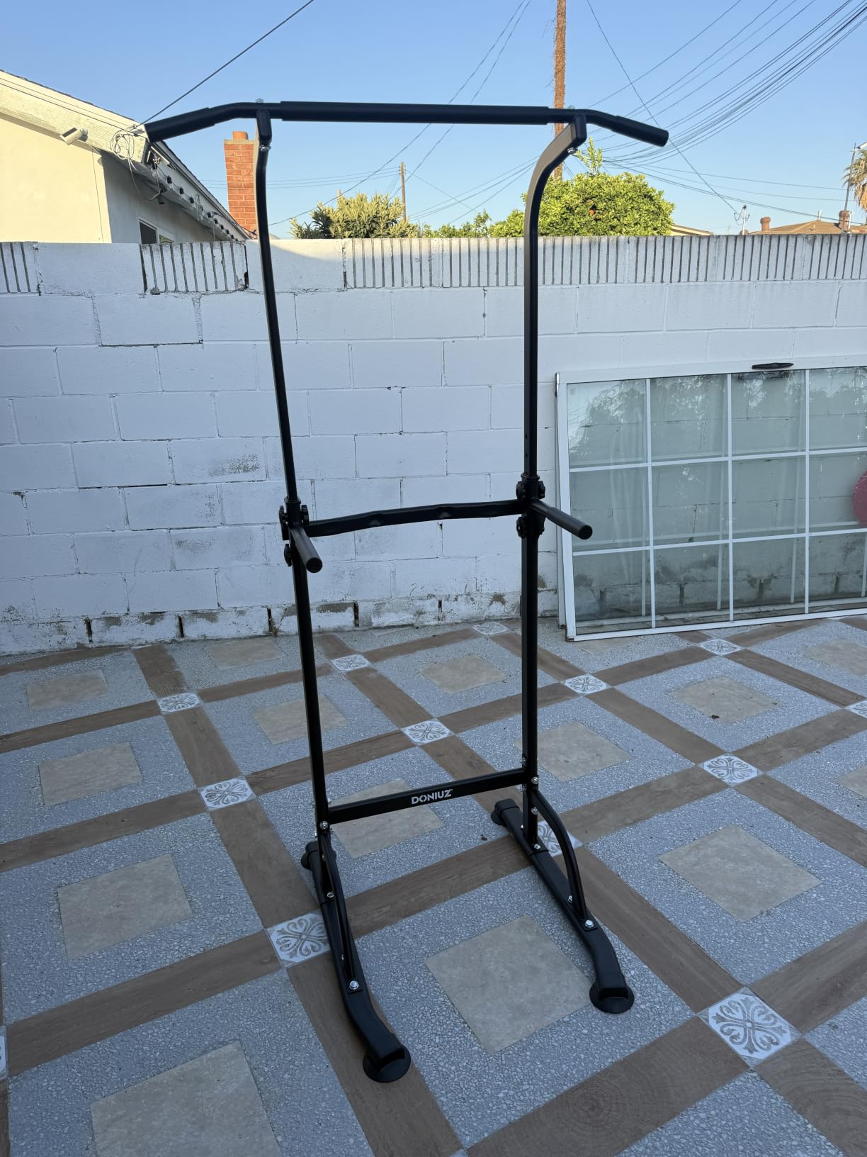 DONIUZ Power Tower Pull Up Bar and Dip Station, Multi-Function Home Gym, Strength Training Fitness Equipment, Height Adjustable customer photo 1