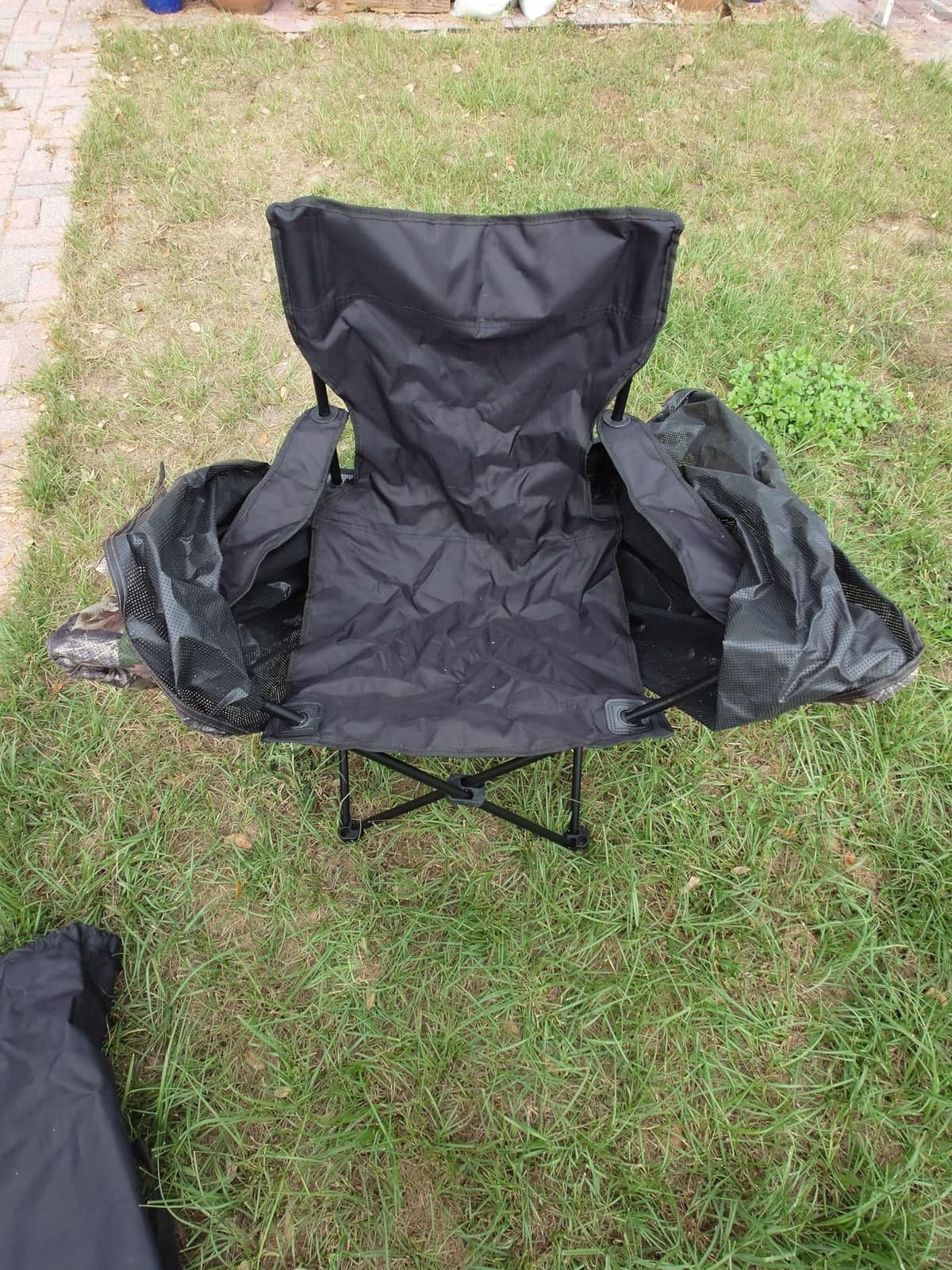 Lenotos Pop-Up Hunting Ground Blind with 270° See Through, Lightweight 1-2 Person Hunting Blind with Carrying Bag, 4-Panel Spring Steel, for Deer, Turkey Duck Hunting, Bow Hunting customer photo 1