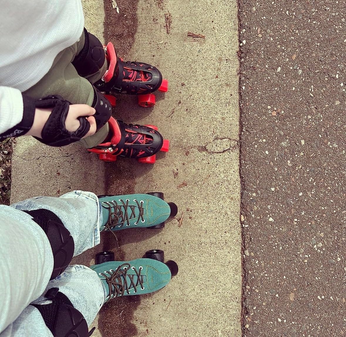 Roller Derby Trac Star Adjustable Skates for Kids, Beginners customer photo 1