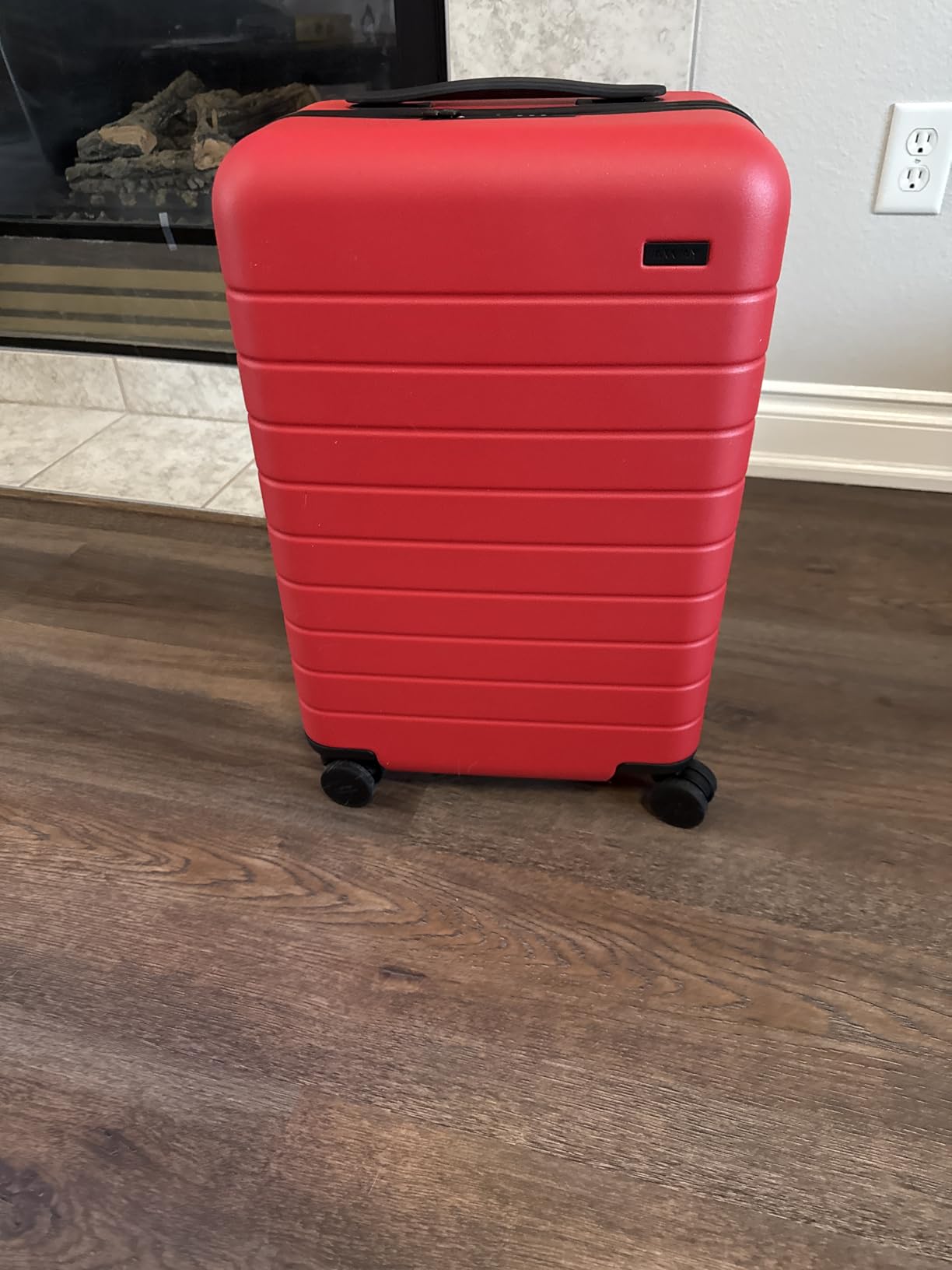 Away The Carry-On Luggage, 22-inch Lightweight Hardside Spinner Suitcase | Durable & Lightweight, Premium 360° Spinner Wheels, Interior Compression System, TSA-Approved Lock, Sea Green customer photo 2