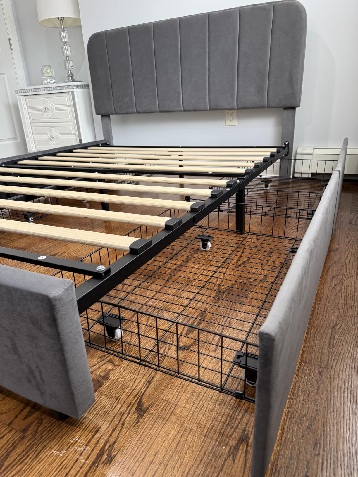 VECELO King Size Upholstered Bed Frame with 4 Drawers and Headboard, Velvet Platform Storage Bedframe, Wooden Slats Support, No Box Spring Needed,Bone Beige customer photo 1