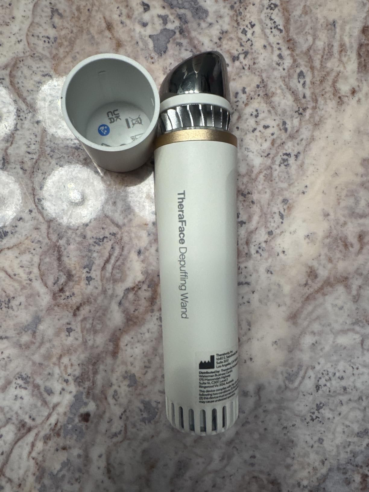 Therabody TheraFace Depuffing Wand - Cold and Heat Skincare Treatment to Depuff and Glow; Beauty Wand, Face Roller and Eye Massager for Eye Puffiness, Dark Circles and Skin Radiance (White) customer photo 1