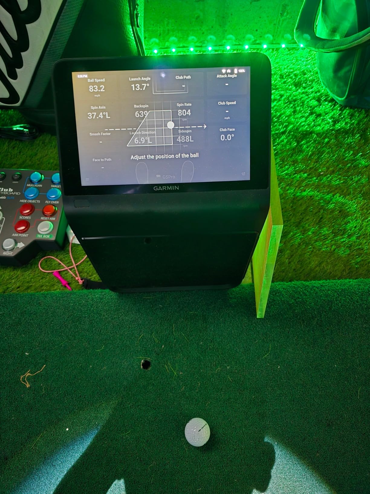 Garmin Approach® R50, Premium Golf Launch Monitor & Simulator customer photo 2