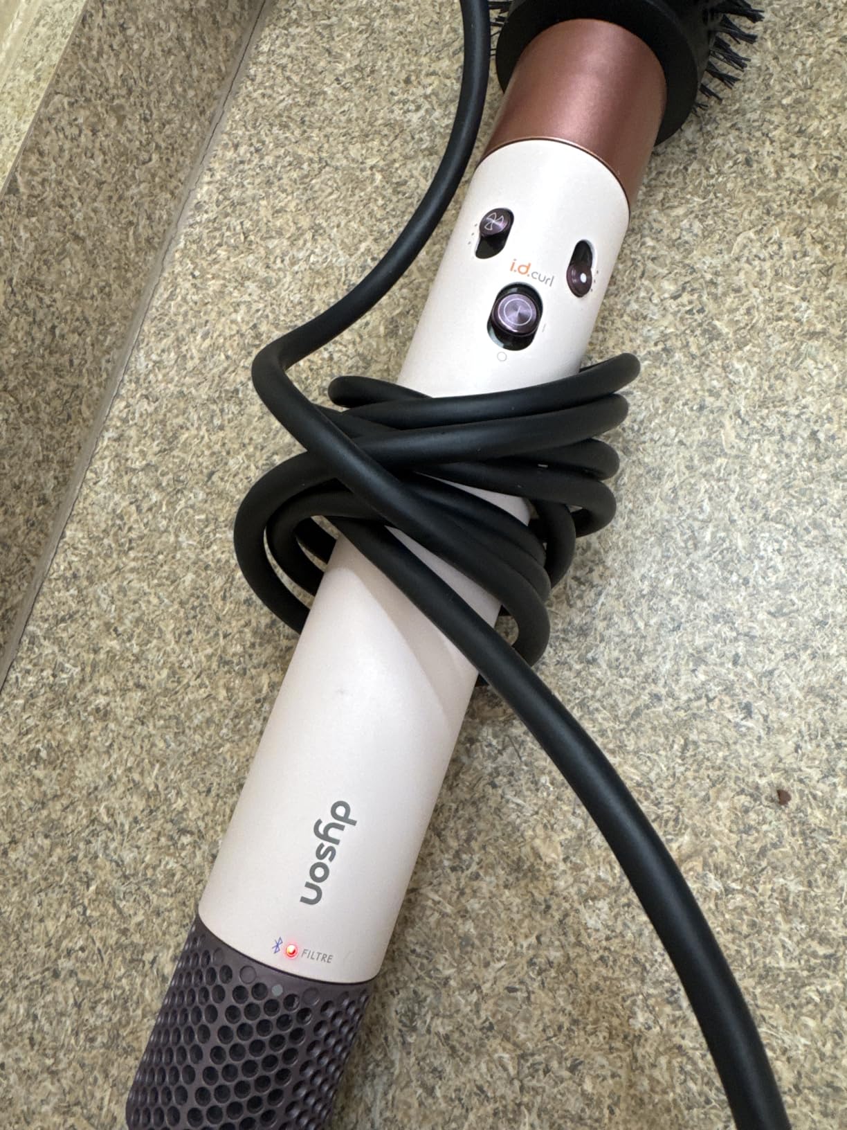 Dyson Airwrap i.d. Multi-Styler, Allure Winner, Bluetooth Connected, No Heat Damage, 6-in-1 Versatility, Intelligent Hair Styler customer photo 2
