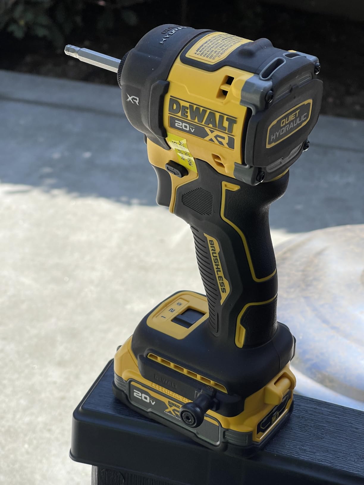 DEWALT 20V MAX 1/4 Inch Hydraulic Impact Driver (DCF870B), Quiet, Brushless, Tool Only customer photo 1