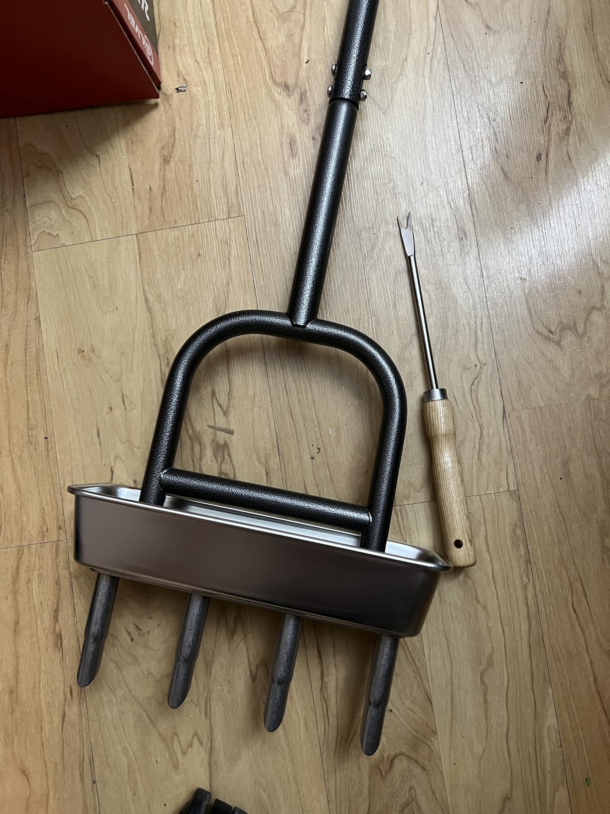 Lawn Coring Aerator Tool, 4 Core Stainless Steel Manual Aerator customer photo 1