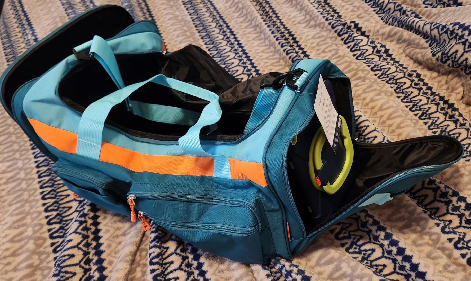 Large Kids Duffle Bag for Travel, Overnight or Weekend, Green Y | Roomy Size: 22.0