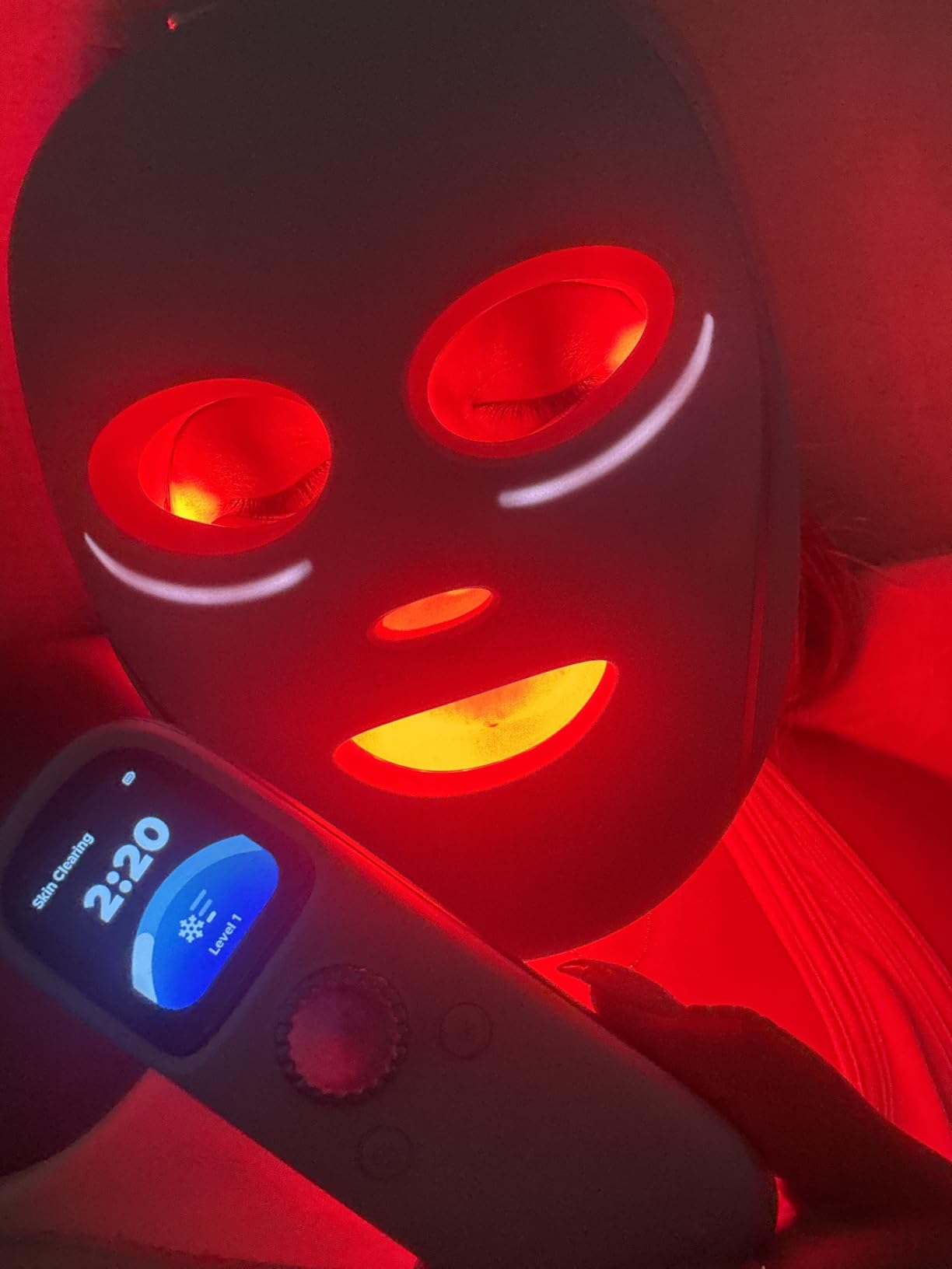 Shark CryoGlow LED Face Mask, Red Light Therapy, Under-Eye Cooling, FW312 | Red, Blue & Deep Infrared Light, Skincare Device for Fine Lines & Acne, Clinically Tested & FDA-Cleared, 4 Modes, Blue Frost customer photo 2