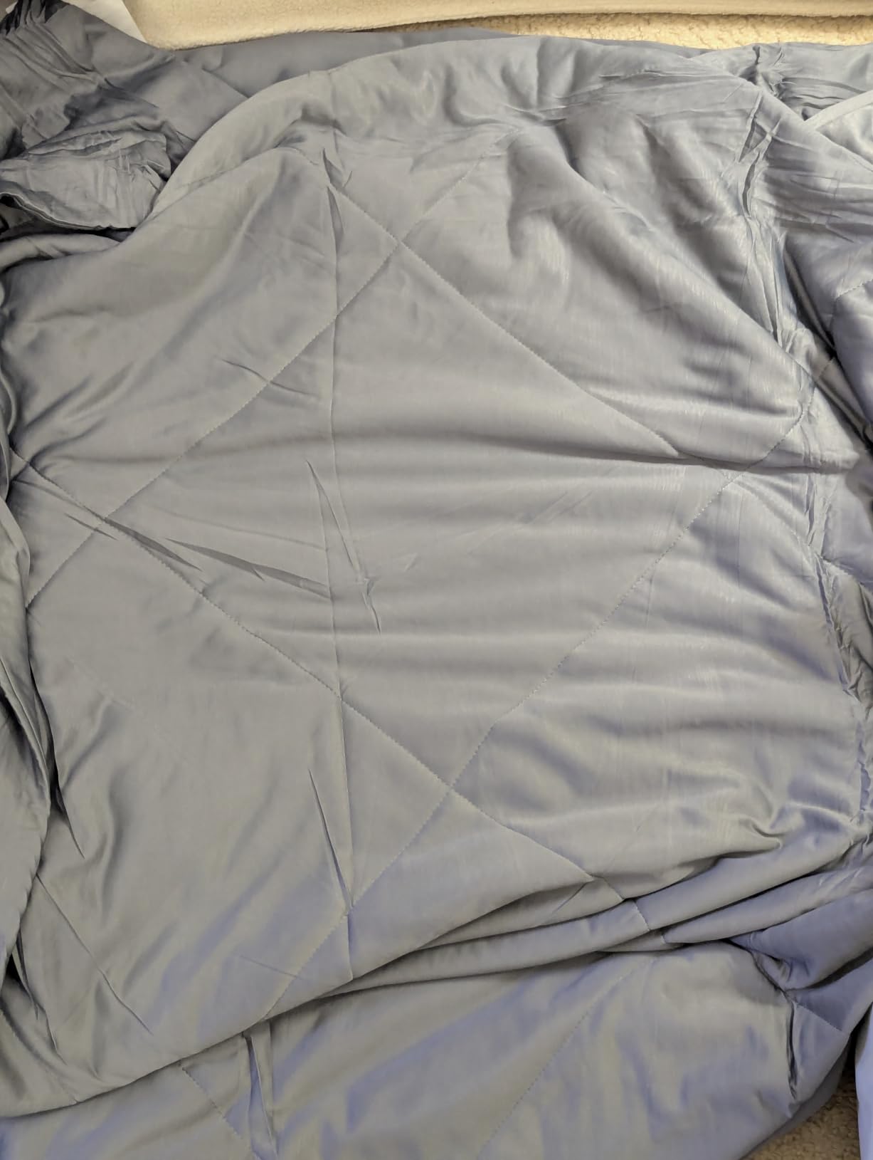 Cooling Comforter Queen Size, Double-Sided Cold Tech Fabric Quilted Bed Comforters Cooling Blanket for Hot Sleepers, Breathable Lightweight Summer Bedding, All-Season Ice Blanket, Dark Gray customer photo 2