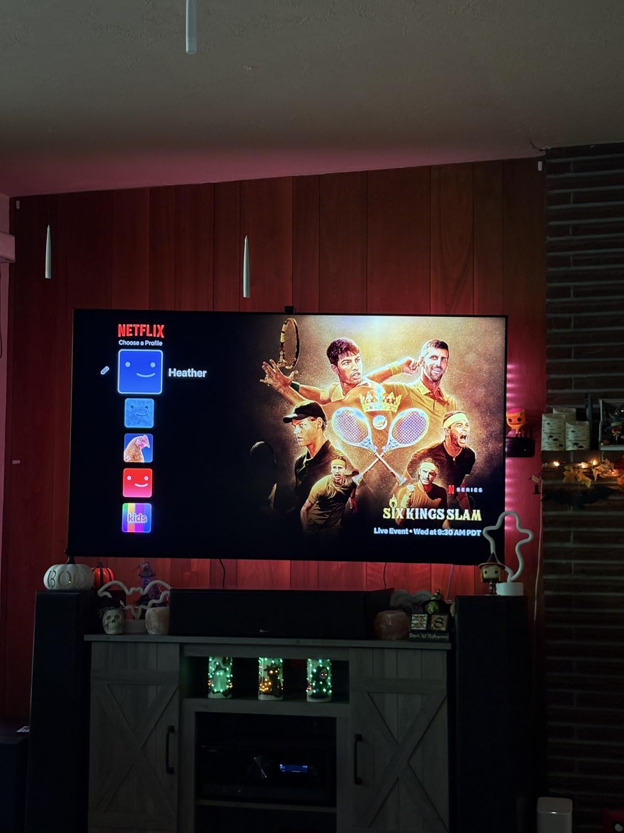 Samsung 55-Inch Class Neo QLED 4K QN90F Series, Vision AI, Mini LED Smart TV (2025 Model, 55QN90F) Neo Quantum HDR+, Object Tracking Sound+ w/Dolby Atmos, Glare Free, Gaming Hub, Alexa Built-in customer photo 2