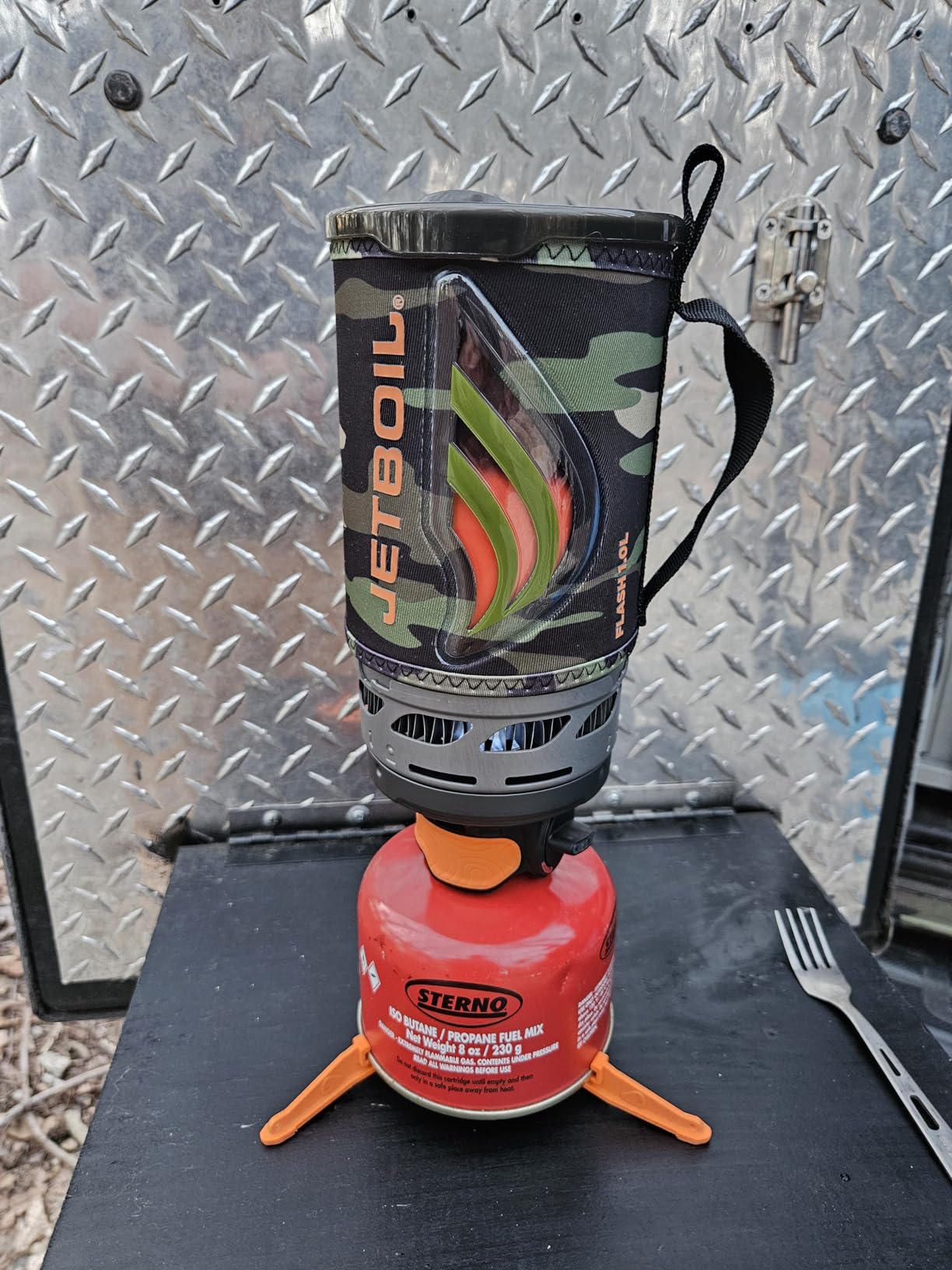 Jetboil Flash 1.0L Portable Fast Boil Stove for Camping and Backpacking with 1-Step Auto Ignition, Propane/Isobutane Burner with Cooking Cup, Mountainscape customer photo 2
