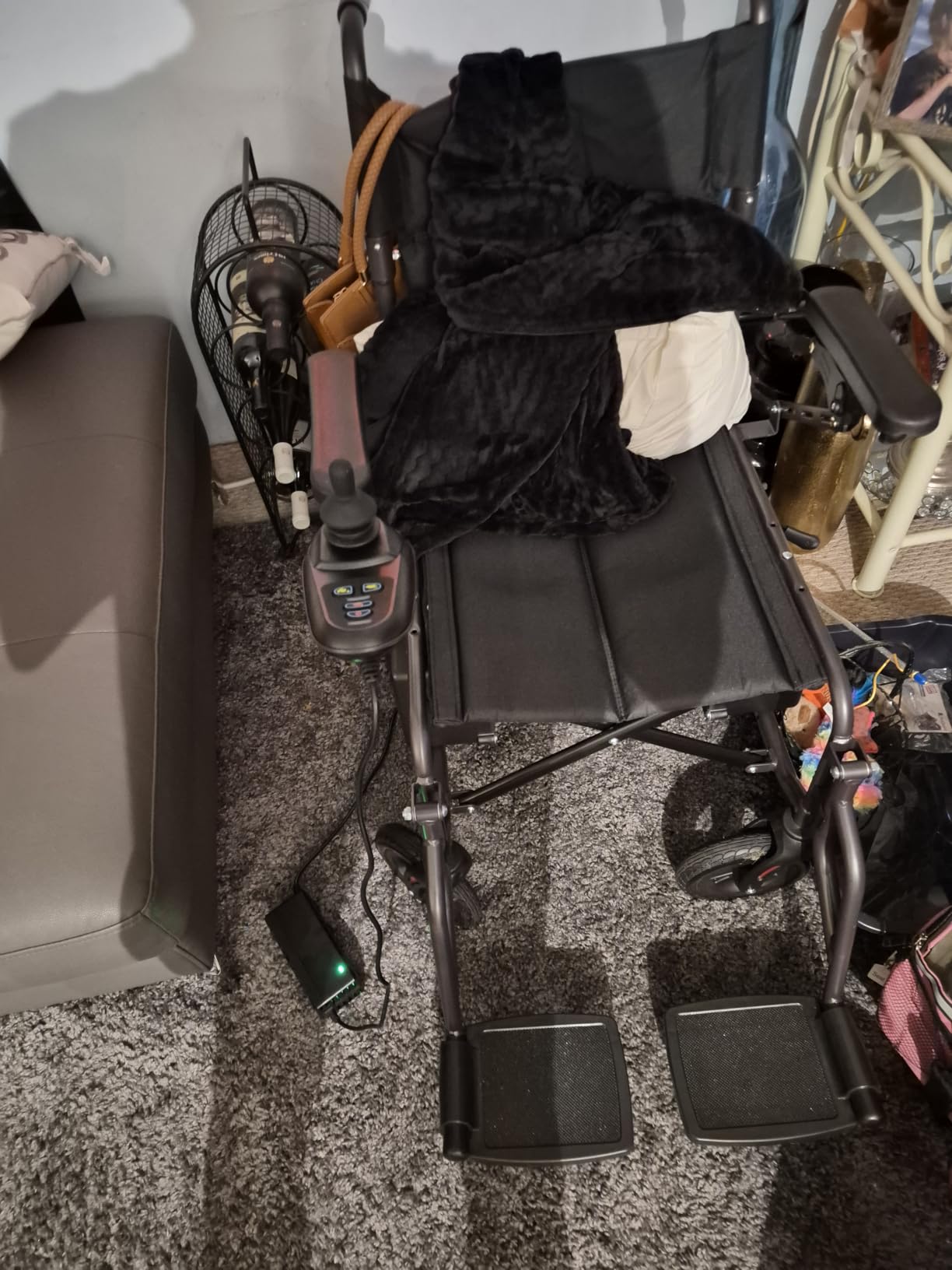 2026 New Upgrade Foldable Electric Wheelchairs for Adults,Seniors | 15 Miles Long Travel Range,Lightweight,Portable Motorized Wheelchairs,300LBS Weight Capacity,FSA&HSA Eligible,All Terrain customer photo 1