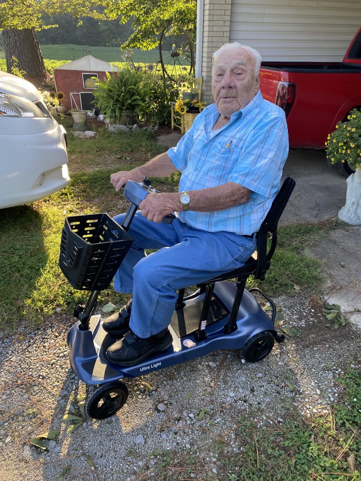 Ultralight 27.5 lbs Carbon Fiber Mobility Scooters for Adults & Seniors | Folding Electric Scooter - Blue - Airlines Approved All-Terrain Portable Scooter with Basket and Charger Included customer photo 2