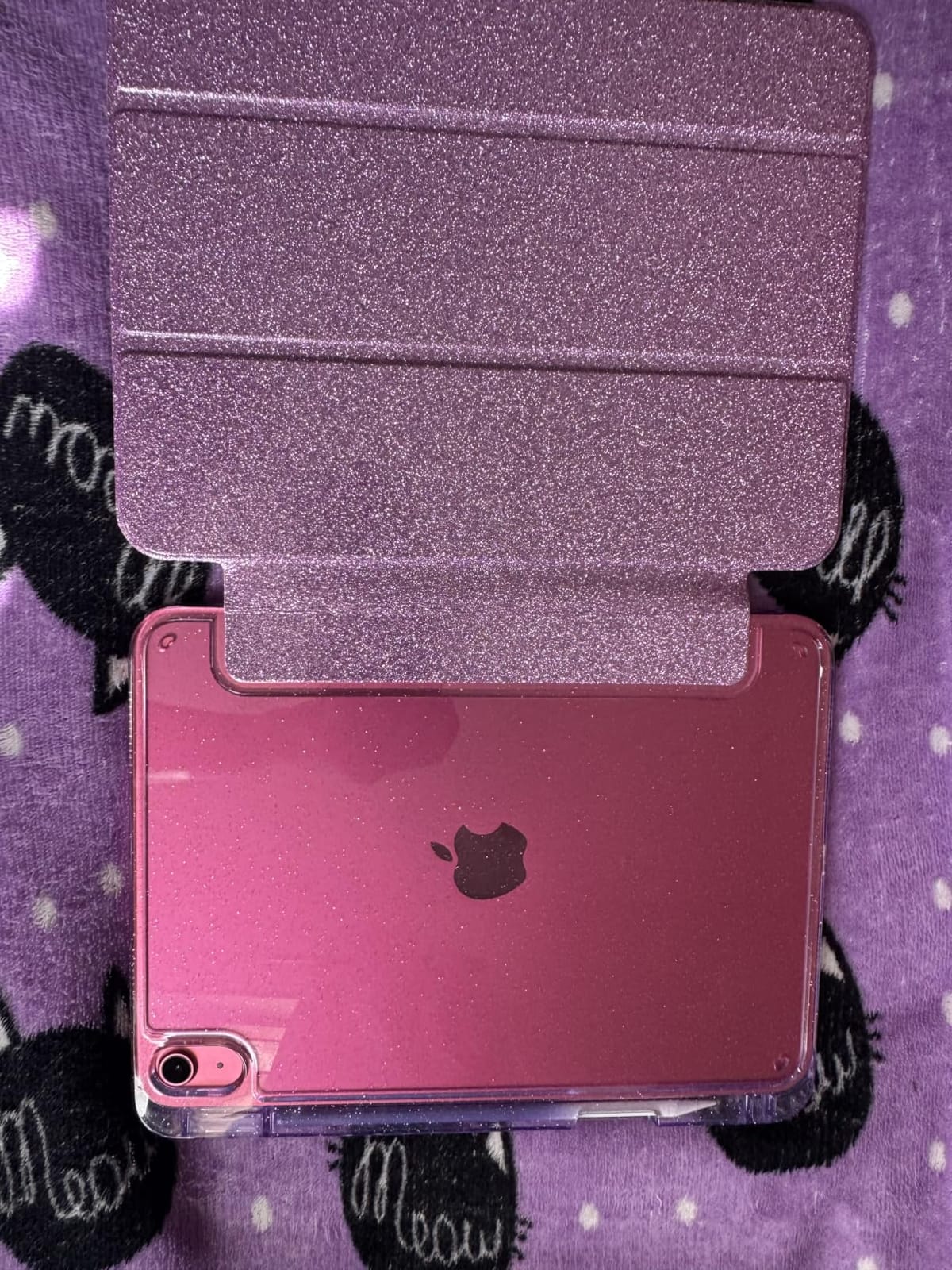 Apple iPad 11-inch: A16 chip, 11-inch Model, Liquid Retina Display, 128GB, Wi-Fi 6, 12MP Front/12MP Back Camera, Touch ID, All-Day Battery Life - Blue customer photo 1