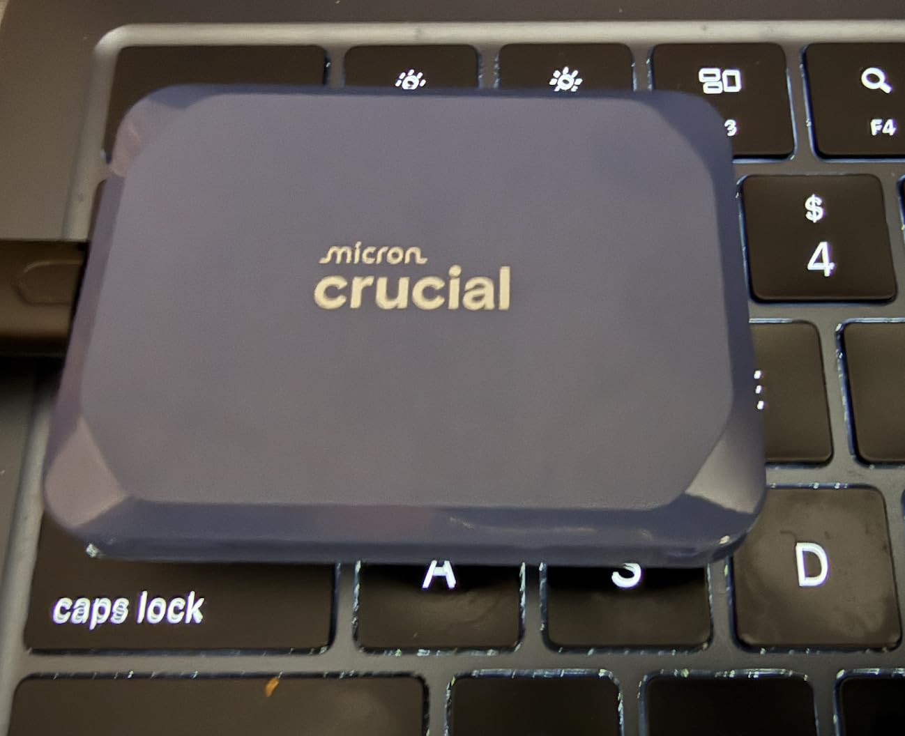 Crucial X10 1TB Portable SSD, Up to 2,100MB/s, USB 3.2 USB-C, External Solid State Drive customer photo 2