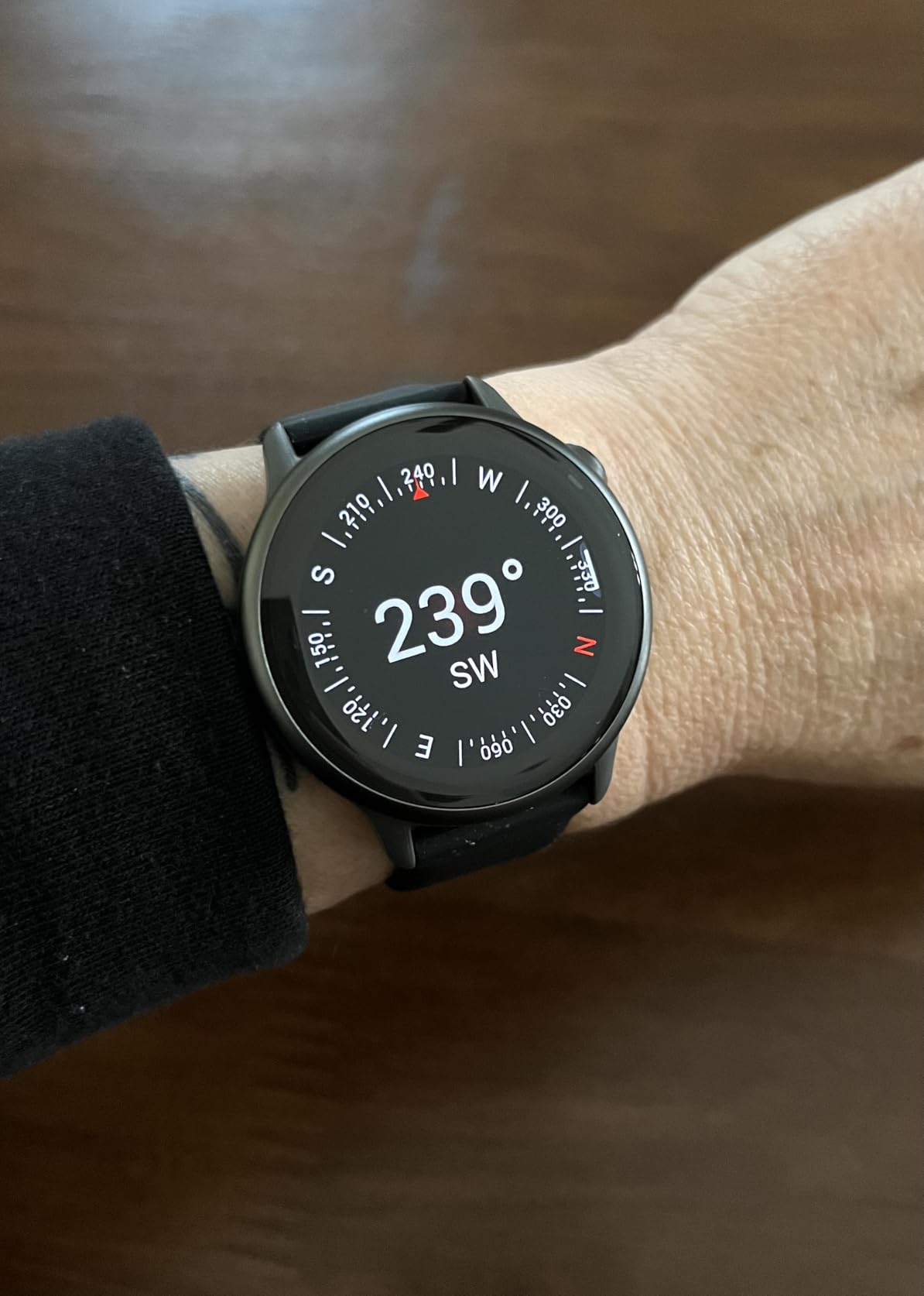 Garmin vívoactive® 6, Health & Fitness GPS Smartwatch, 42mm, Slate customer photo 1