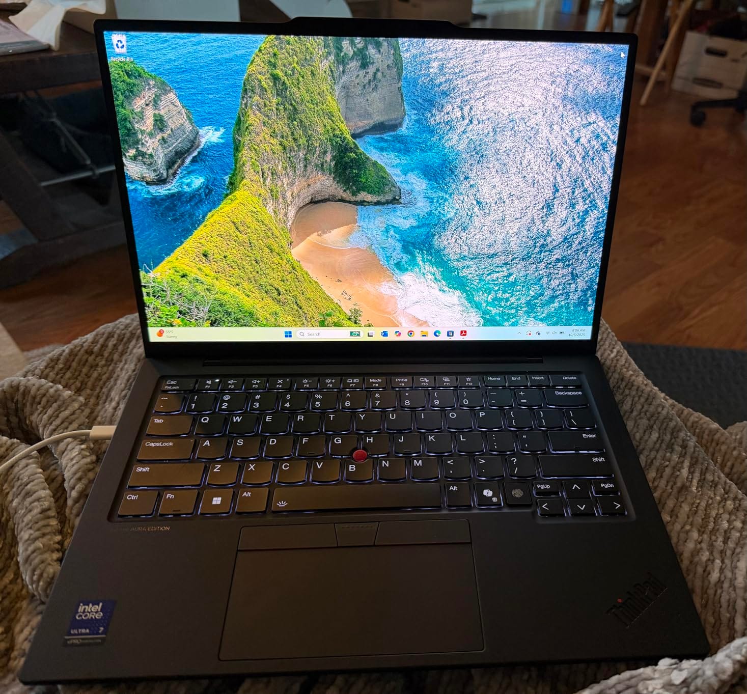 ThinkPad X1 Carbon Gen 13, Intel Ultra 7 268V vPro, 14