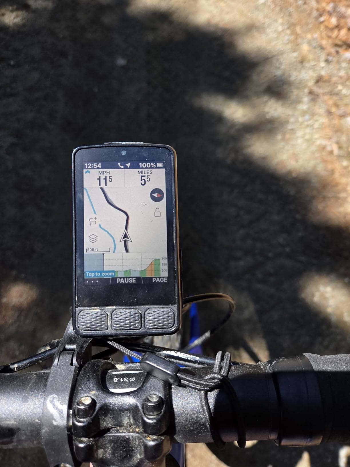 Wahoo ELEMNT ROAM V3 GPS Cycling/Bike Computer, Black customer photo 2