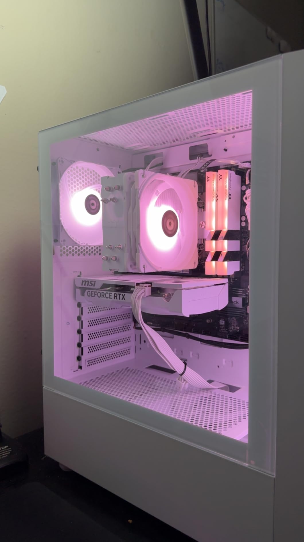 Thermaltake LCGS Quartz i1460 Gaming Desktop (Intel Core i5-14400F, ToughRam DDR4 3600Mhz 16GB RGB Memory, NVIDIA GeForce RTX 5060, 1TB NVMe M.2, WiFi, Windows 11) S2QT-B760-560-LCS customer photo 2