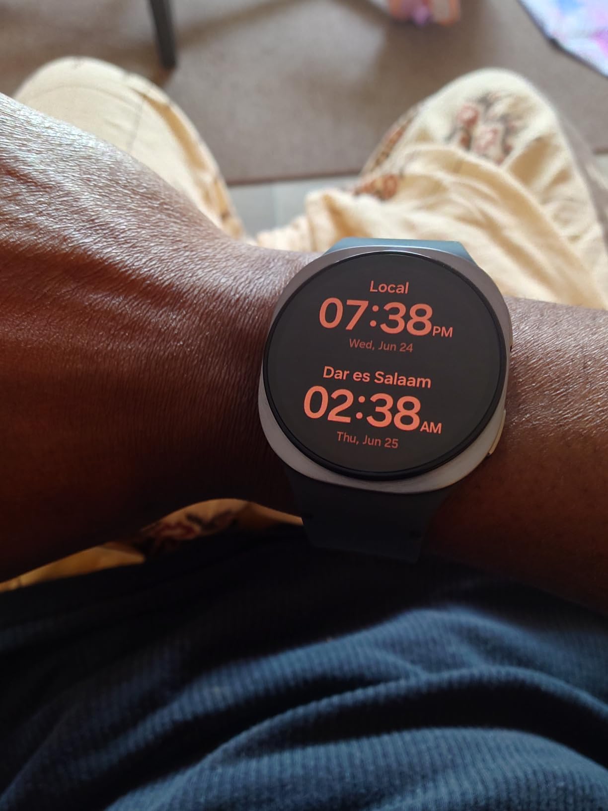 Samsung Galaxy Watch 8 (2025), Graphite, 40mm, Bluetooth Smartwatch | Cushion Design, Fitness Tracker, Sleep Coaching, Running Coach, Energy Score, Heart Rate Tracking [US Version, 2 Yr Warranty] customer photo 2