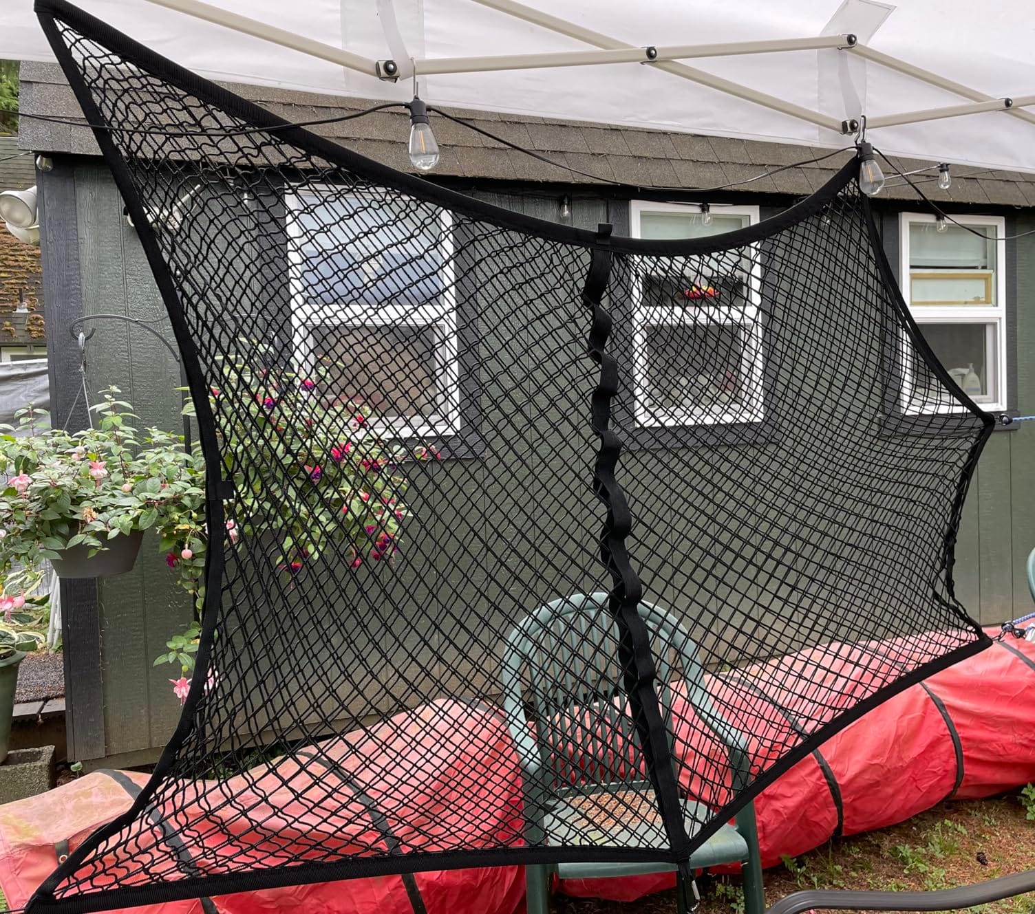 Truck Bed Cargo Net, Stretchable from 4'x4' to 7'x7', High Elastic Cargo Net with Storage Bag and 8 rustproof Buckles, Ideal for ATV, SUV, UTV, Truck and Boat Use, Black customer photo 2