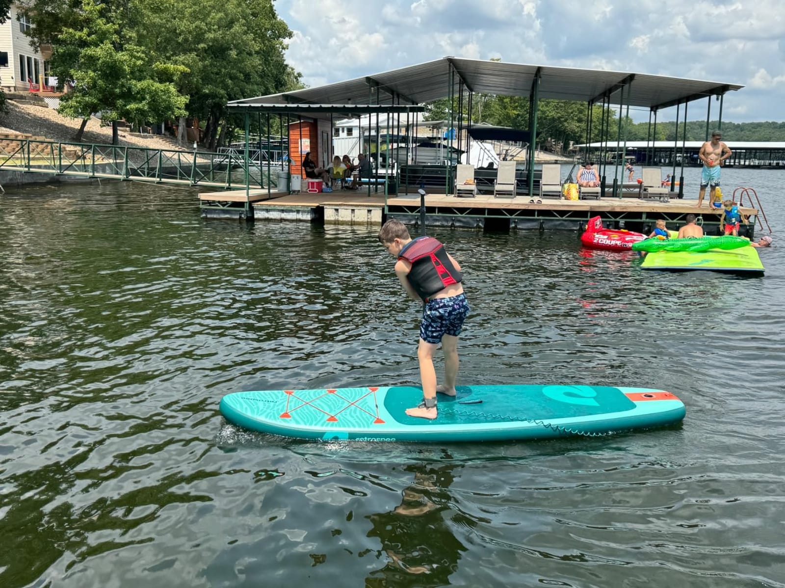 Retrospec Weekender Inflatable Paddle Board 10'6