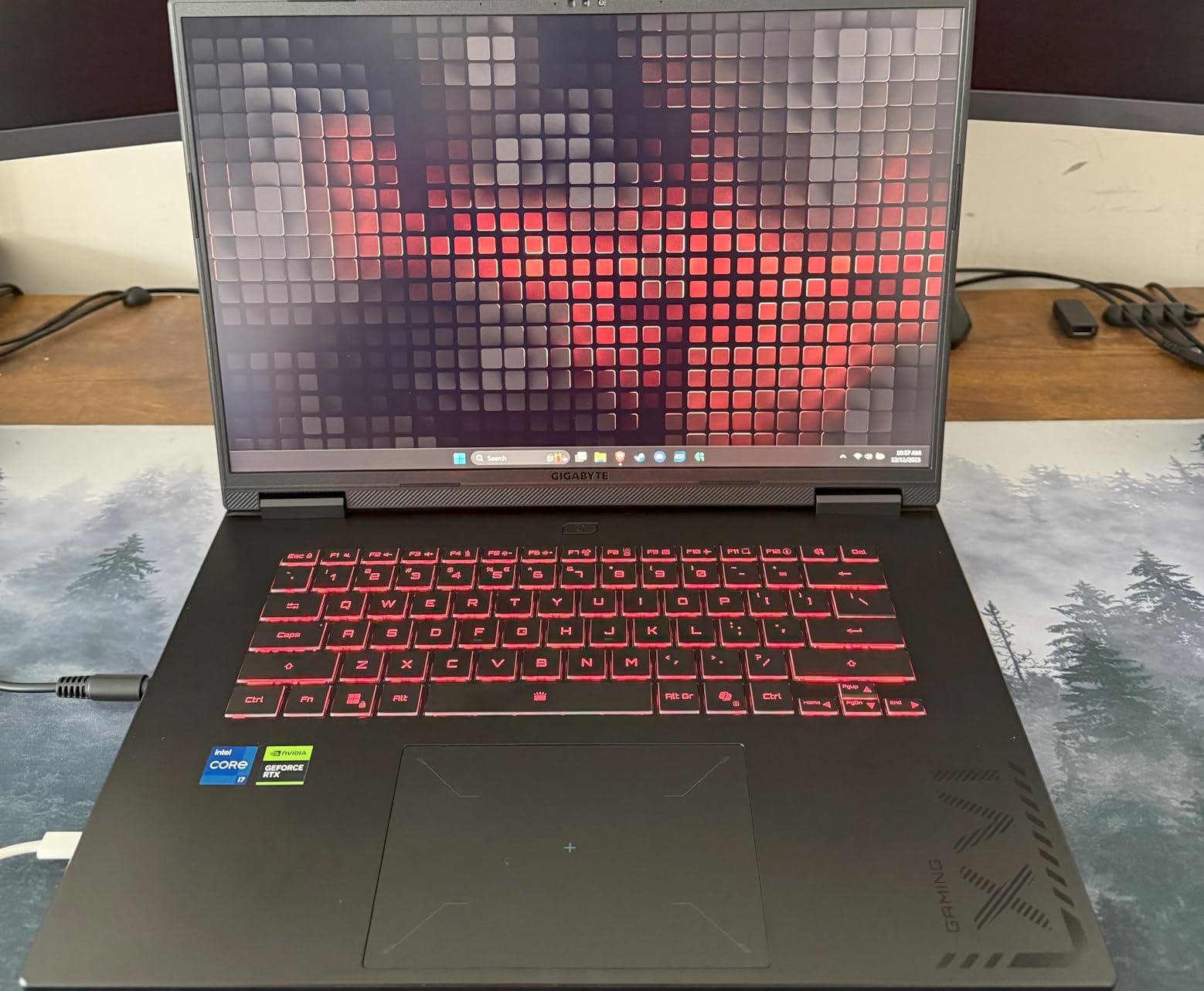 GIGABYTE Gaming A16 - Intel i7-13620H GeForce RTX 5070 16