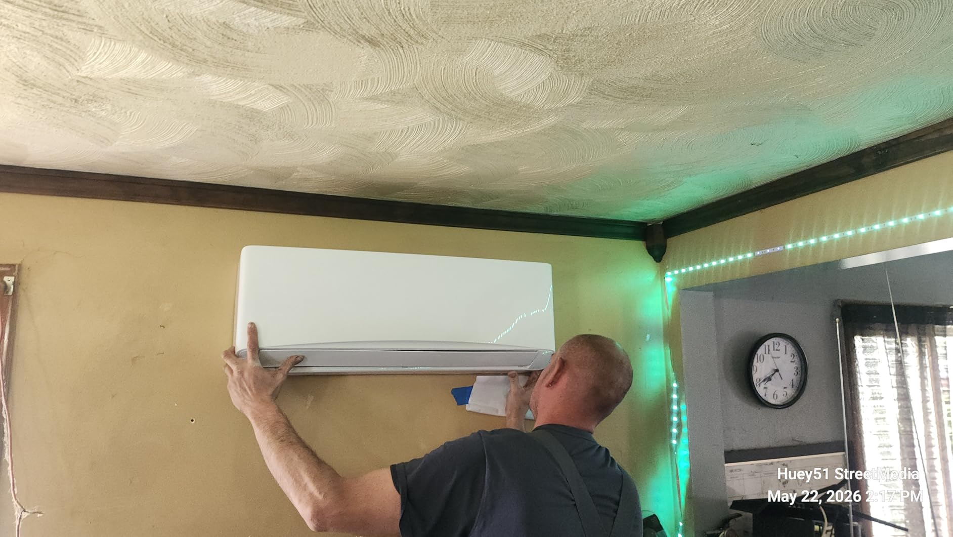 12000BTU Mini Split Air Conditioner& Heater, 17 SEER2 𝟏𝟏𝟓𝐕 Wall-Mounted AC Unit Cools Rooms up to 750 Sq. Ft, Energy Efficient Inverter AC with Heat Pump customer photo 2