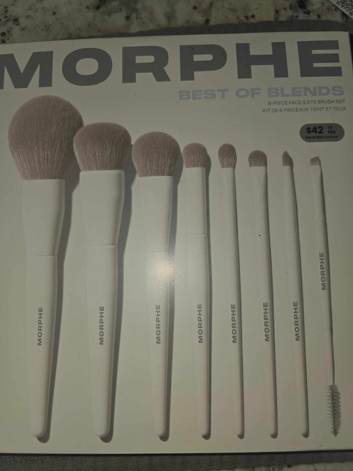 Morphe Best of Blends 8 Piece Makeup Brush Set - Face and Eye Makeup Brushes for Foundation, Concealer, Powder, Blush, Eyeshadow & Brows - Professional Brush Kit customer photo 1