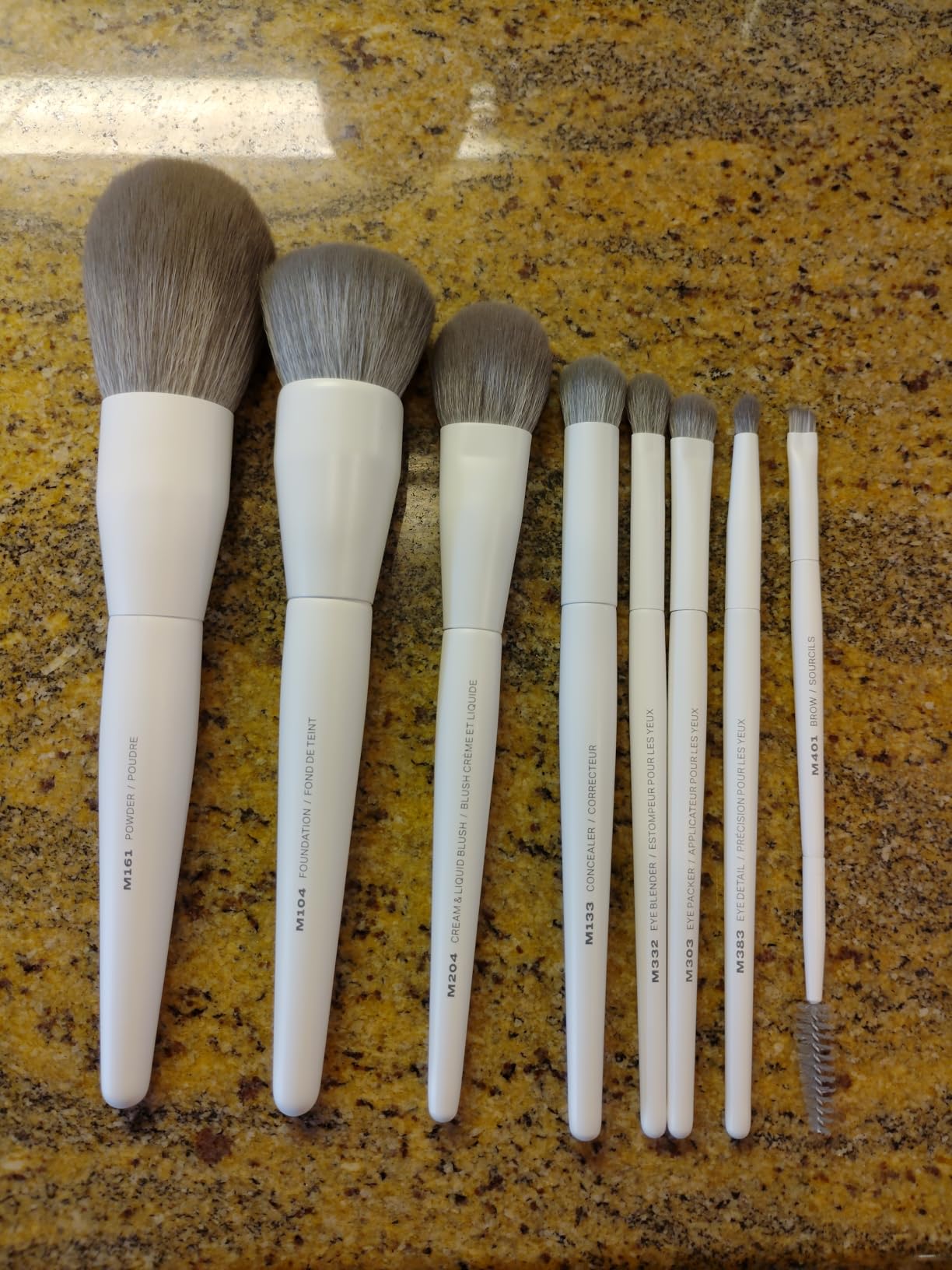 Morphe Best of Blends 8 Piece Makeup Brush Set - Face and Eye Makeup Brushes for Foundation, Concealer, Powder, Blush, Eyeshadow & Brows - Professional Brush Kit customer photo 2