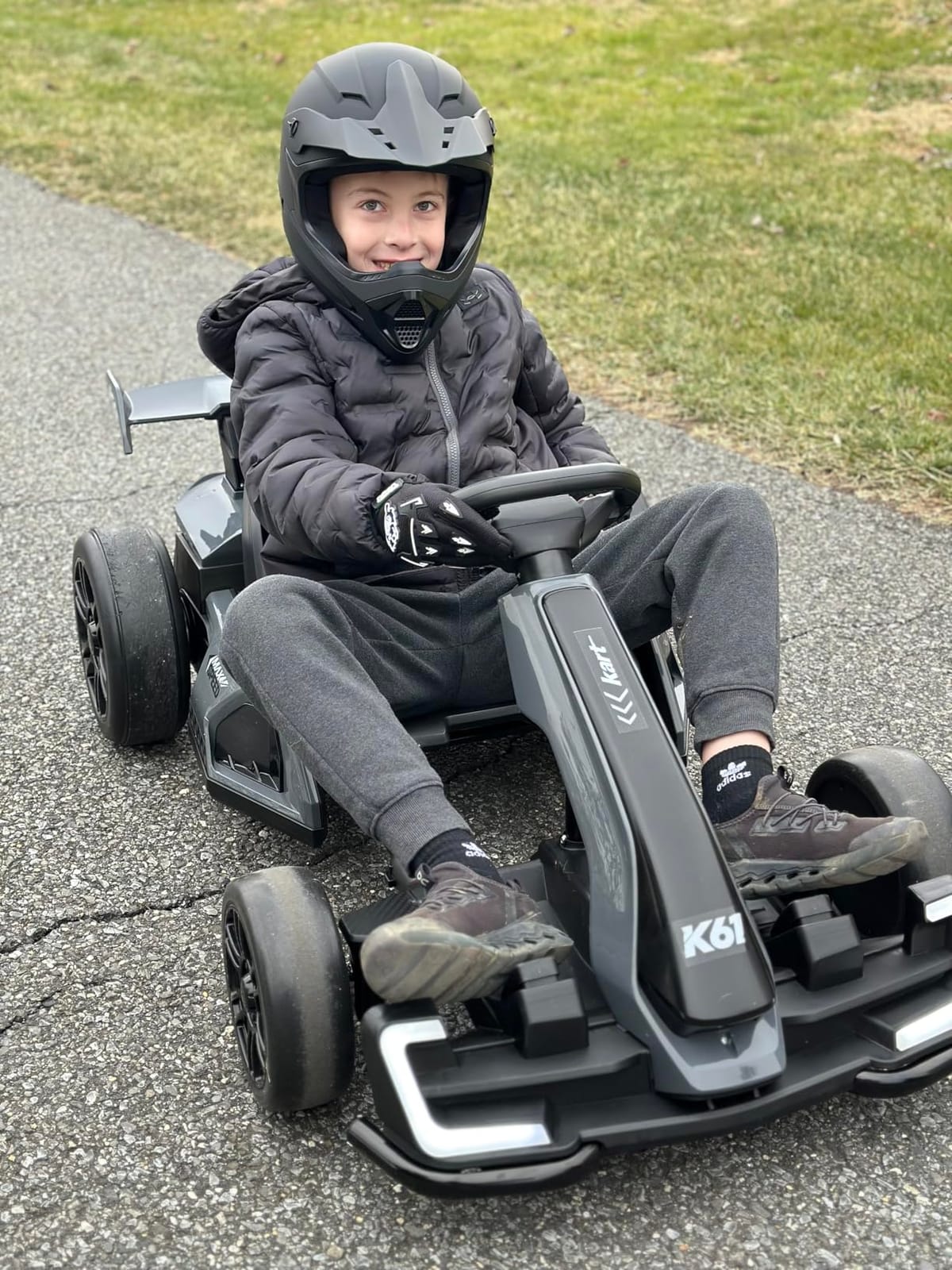 KerryYoo K61 Go Kart Electric Drift Kart with Length Adjustable Seat, 24V Ride on Toys with 4 Speed Mode, 300W Outdoor Ride On Crazy Kart, 8.5 MPH, Bluetooth - Red customer photo 2
