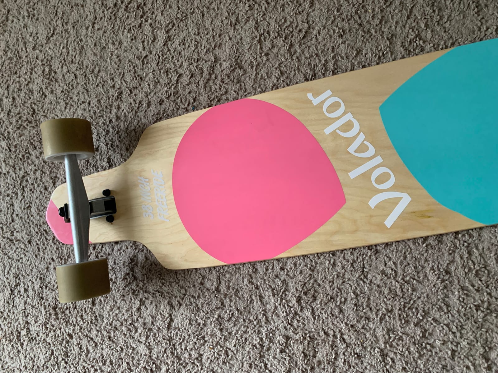 VOLADOR Urban Freeride Pro Longboard Cruiser 40inch | Canadian Maple Wood Deck & Forged Reverse Kingpin Truck | Drop Through Longboard Complete Setup for Urban Commuting customer photo 2