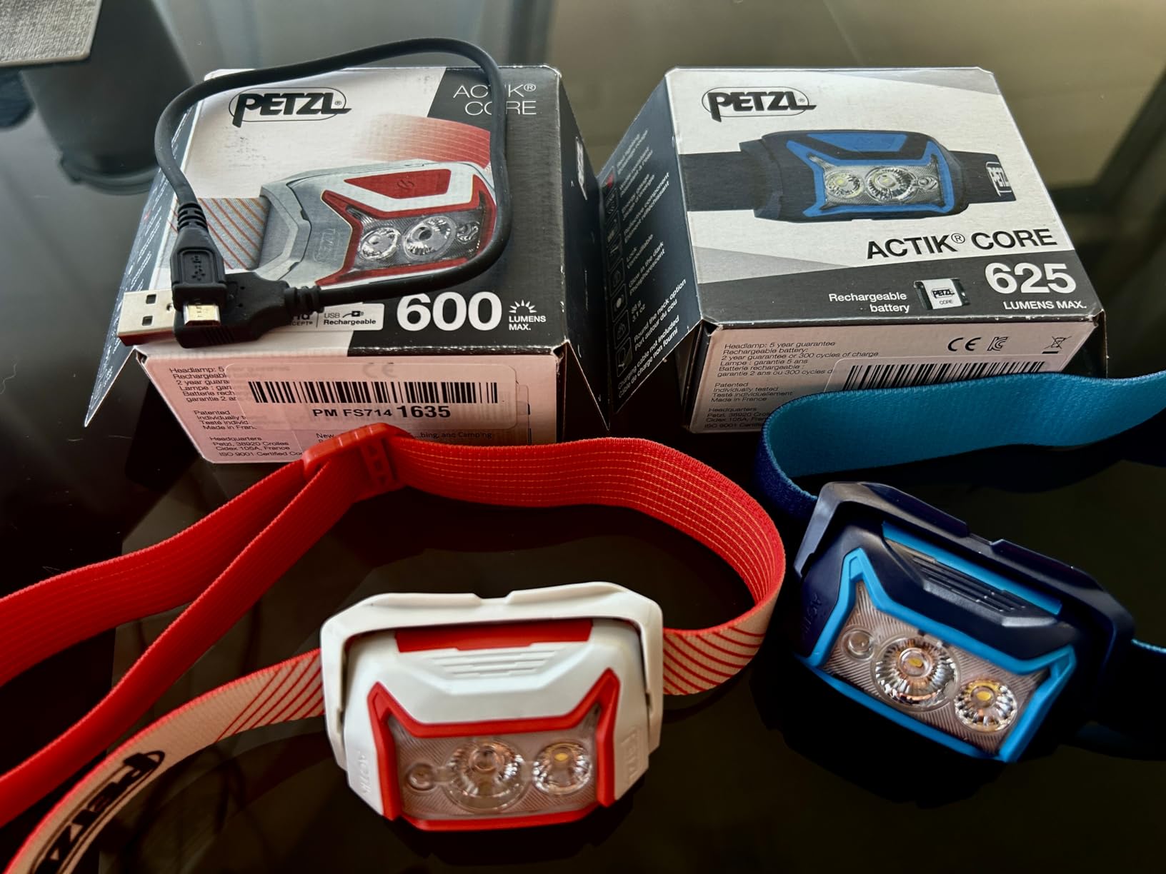 Petzl ACTIK CORE Headlamp - Powerful, Rechargeable 650 Lumen Light with Red Lighting for Hiking, Climbing, & Camping (Blue) customer photo 1