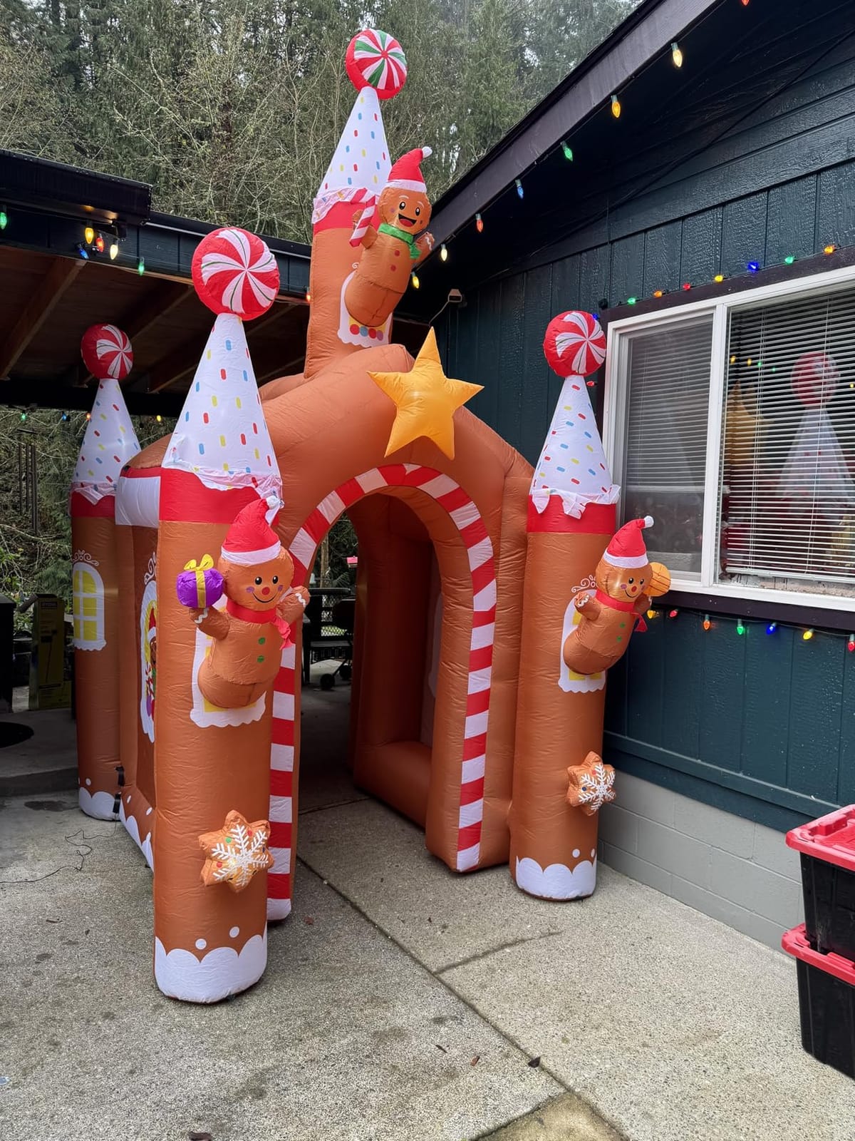 20FT Christmas Tree Inflatable, Kalolary Giant Christmas Yard Inflatables | Huge 3D Gingerbread Gift Box Xmas Blow-Up Outdoor Decoration for Holiday Party Courtyard Lawn Shopping Mall Street customer photo 1